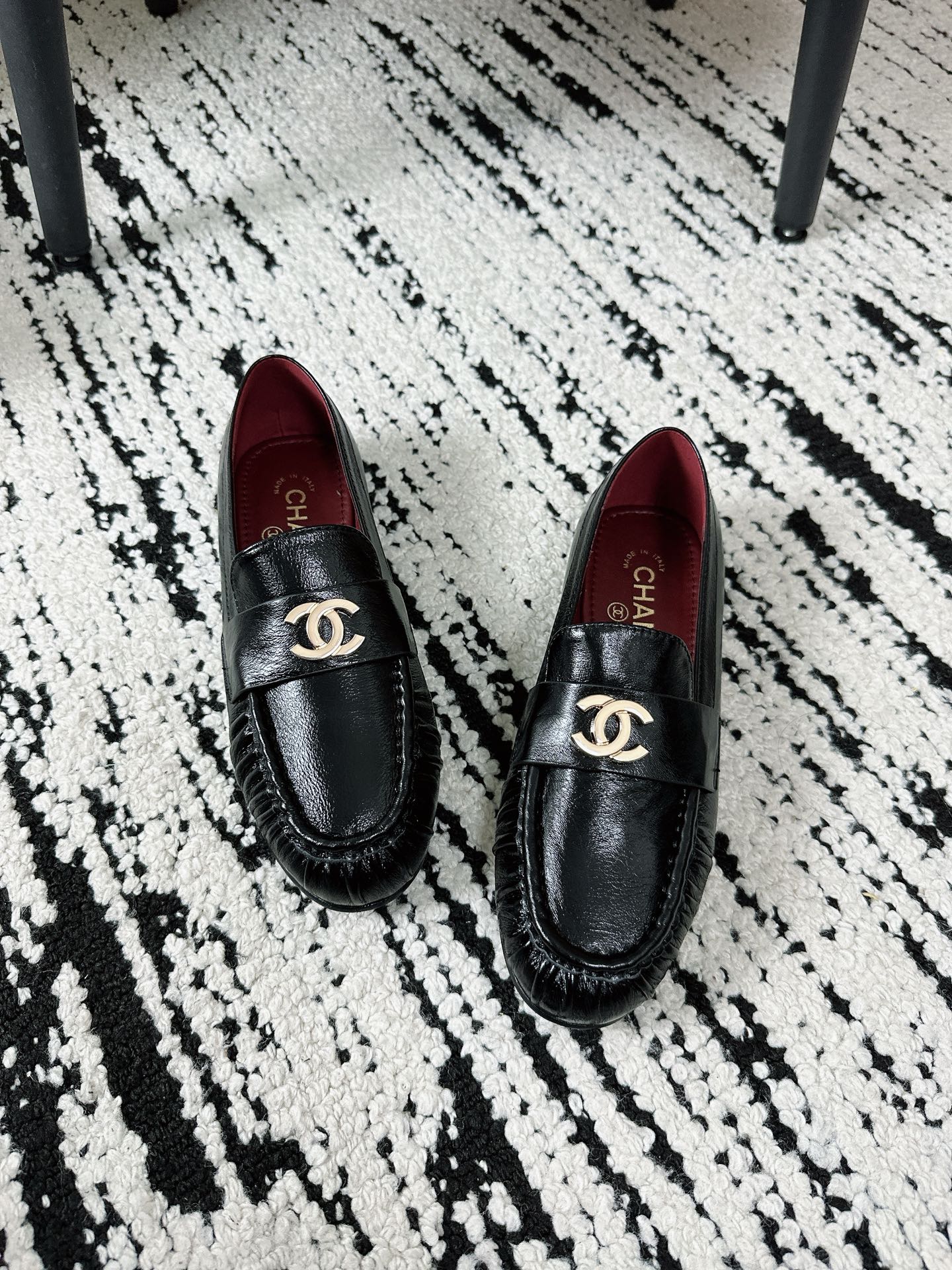 CC 26A Métiers d’art 2026 Loafer Black Glossy Sheepskin 900703