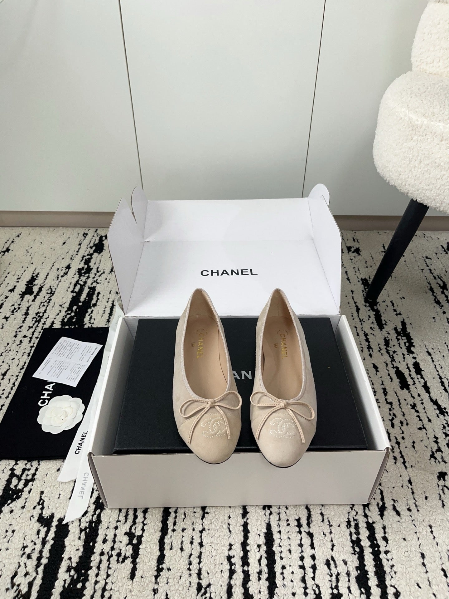 CC 26A Ballet Flat Light Khaki Suede 900737