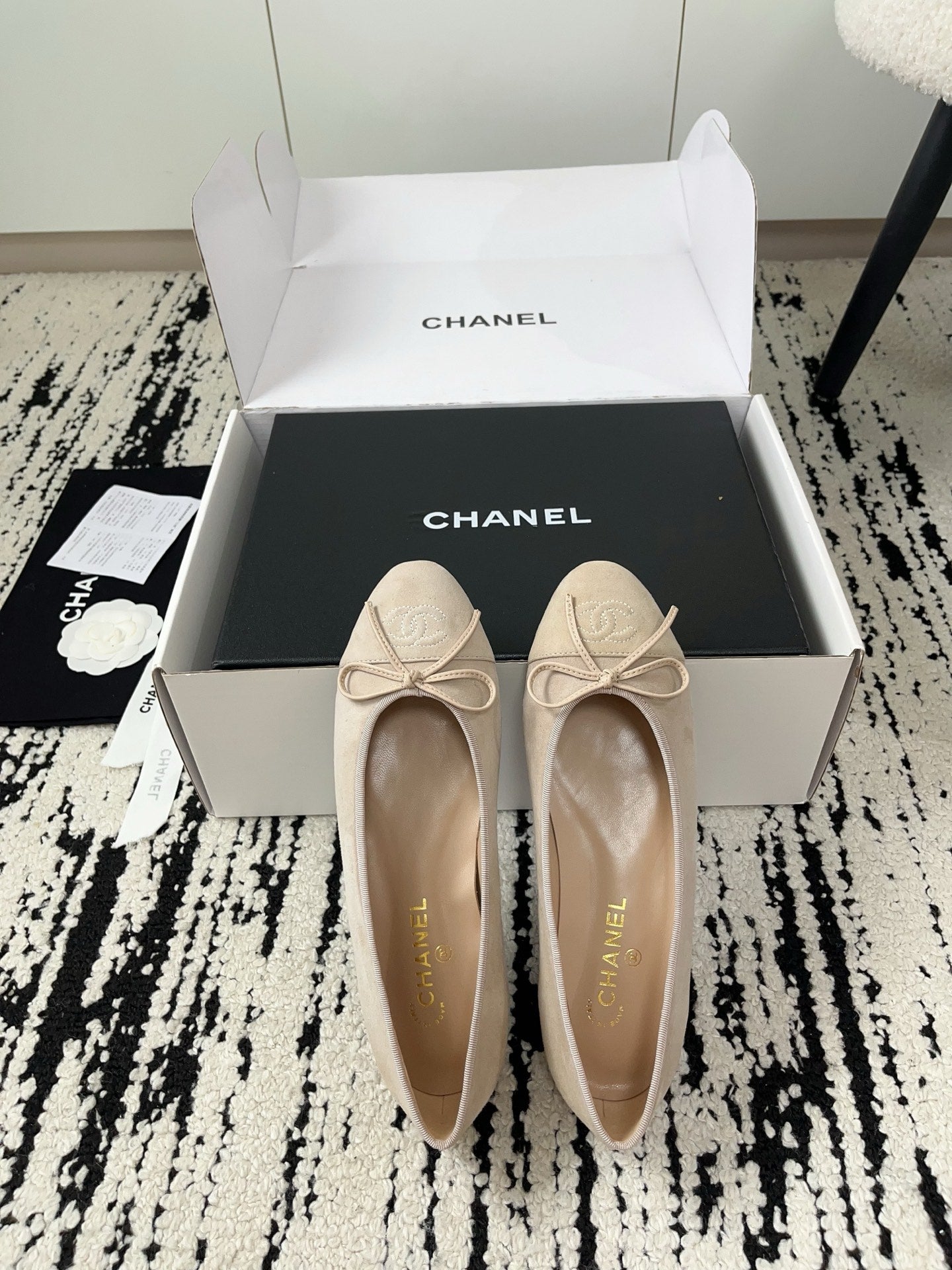 CC 26A Ballet Flat Light Khaki Suede 900737