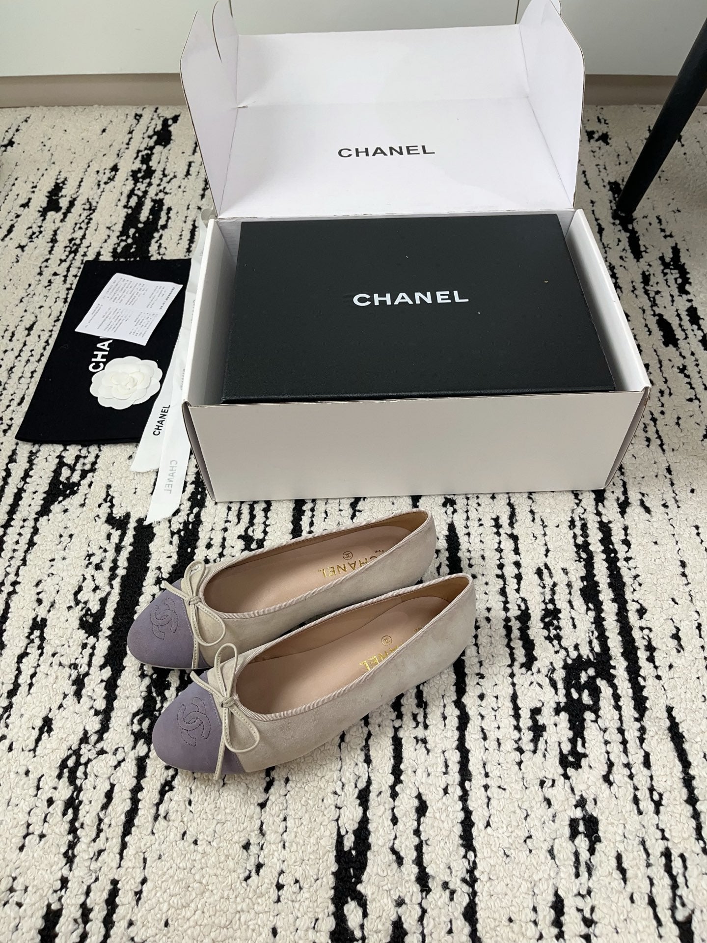 CC 26A Ballet Flat Taupe Purple Suede 900745