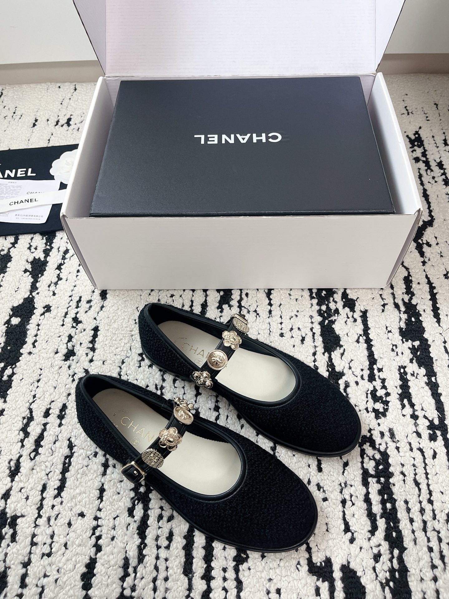 CC 26A Mary Jane Strap Black Suede 900762