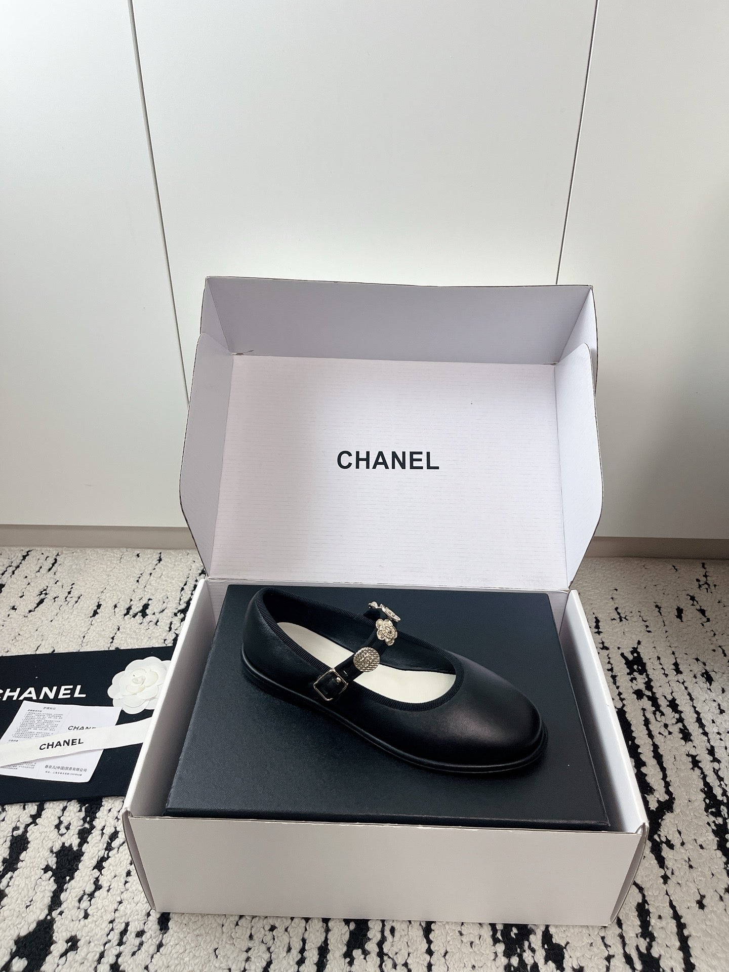 CC 26A Mary Jane Strap Black Sheepskin 900764