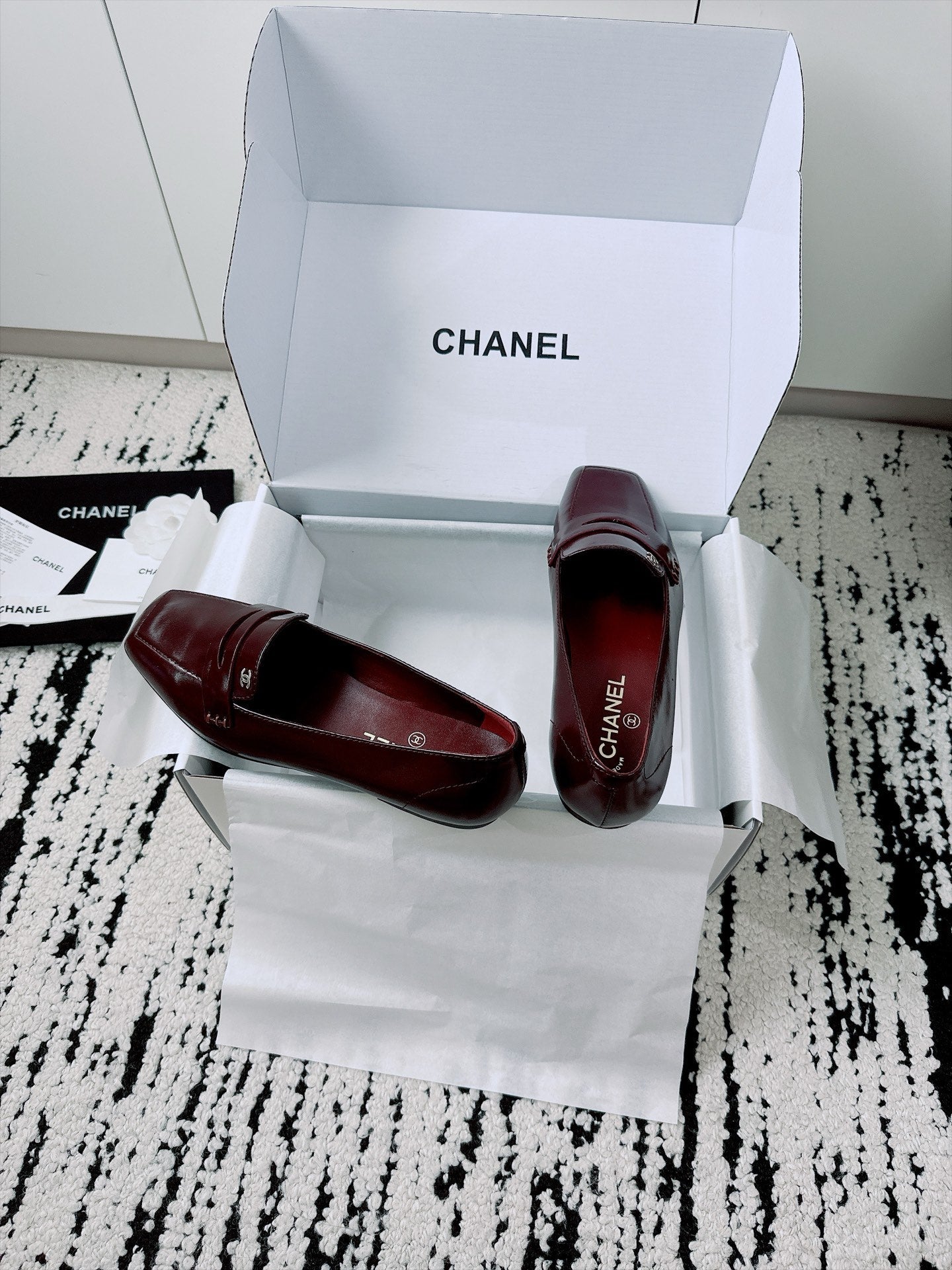 CC AW26 Mocassins Falt Bordeaux Shiny Leather 942739