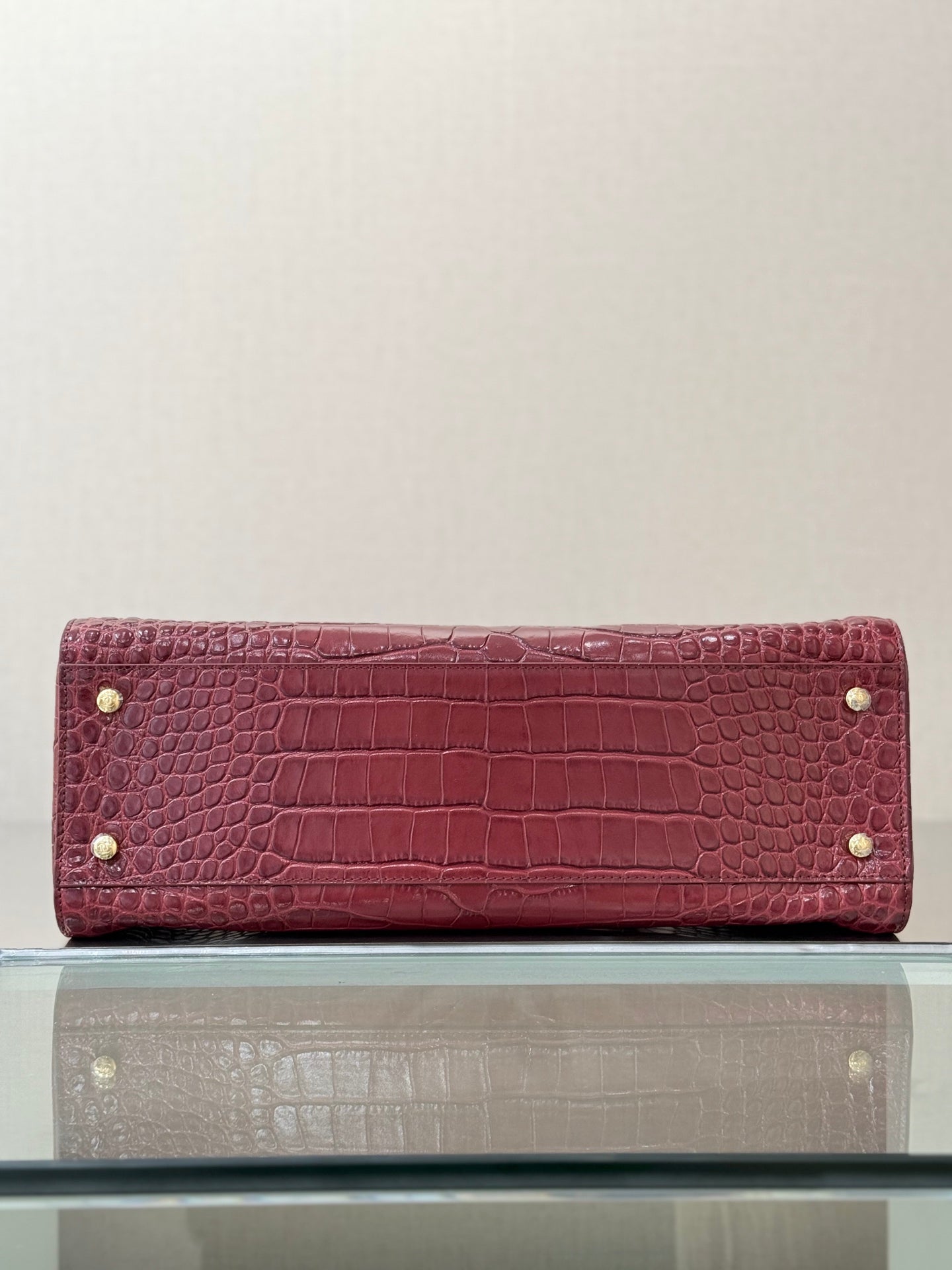 CC 2026 Executive Cerf Tote Bag Burgundy Crocodile Embossed Leather