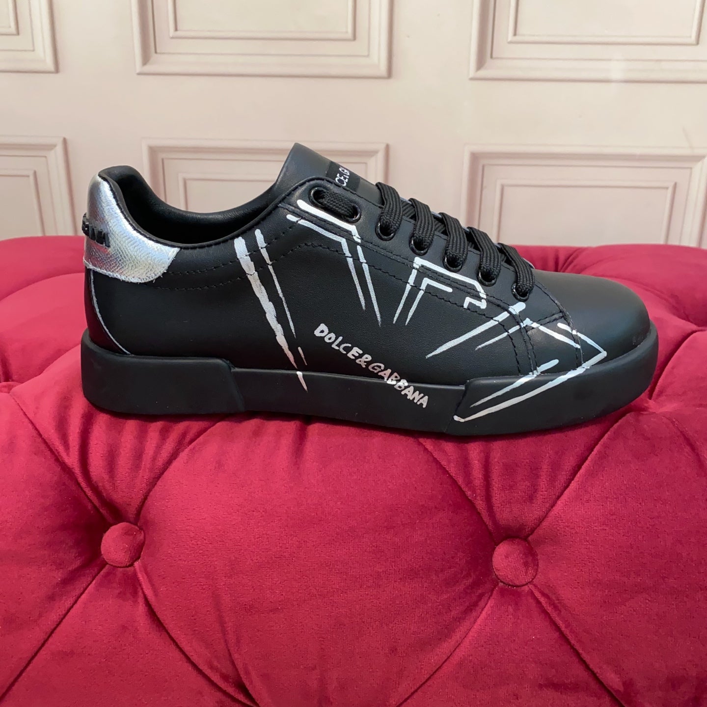 DC 25 Portofino Sneakers Black Eagle-Print & Sheepskin 271107