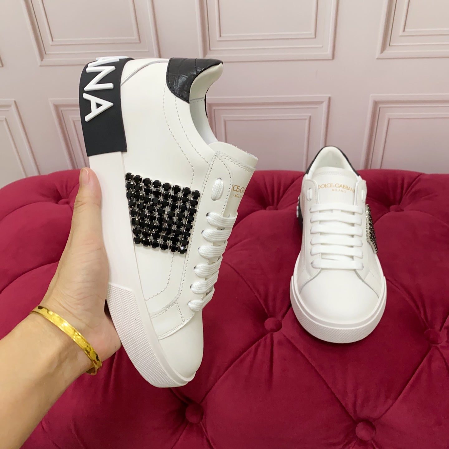 DC 25 Portofino Vintage Sneakers Black White Cowhide & Rhinestone Silk 333876