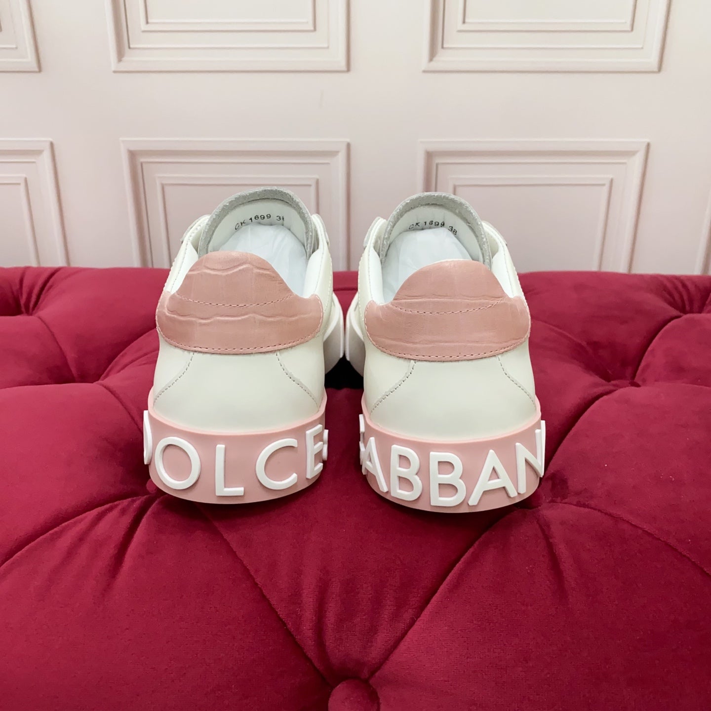 DC 25 Portofino Vintage Sneakers Pink White Cowhide & Rhinestone Silk 333877