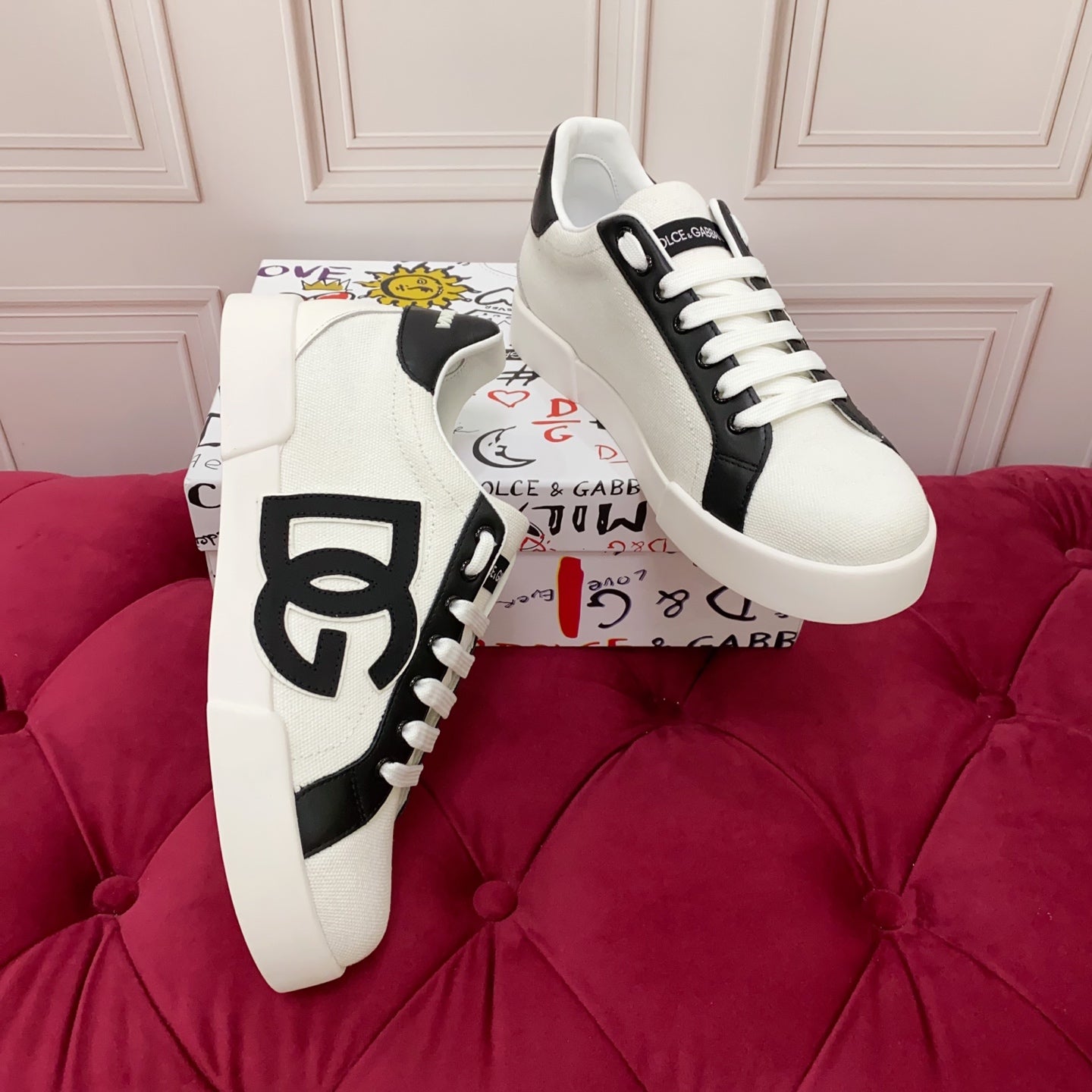 DC 25 Portofino Sneakers Black White Cowhide 354915