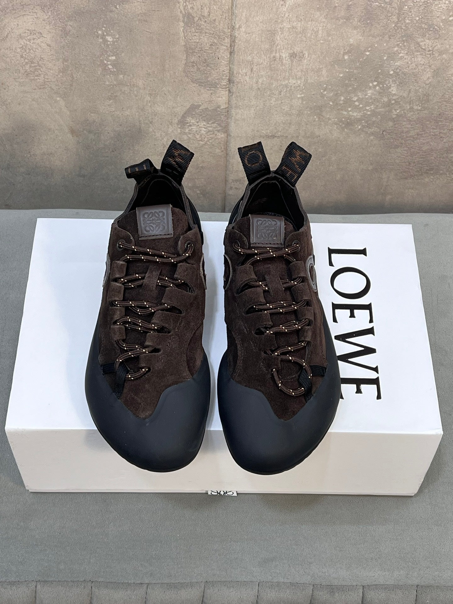 LOEW 26s Grip Sneaker Coffee Suede Sheepskin 682761
