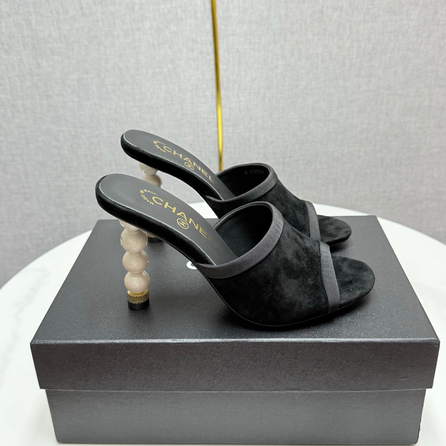 CC 25 High Heel Slippers 85mn Black Suede 368790