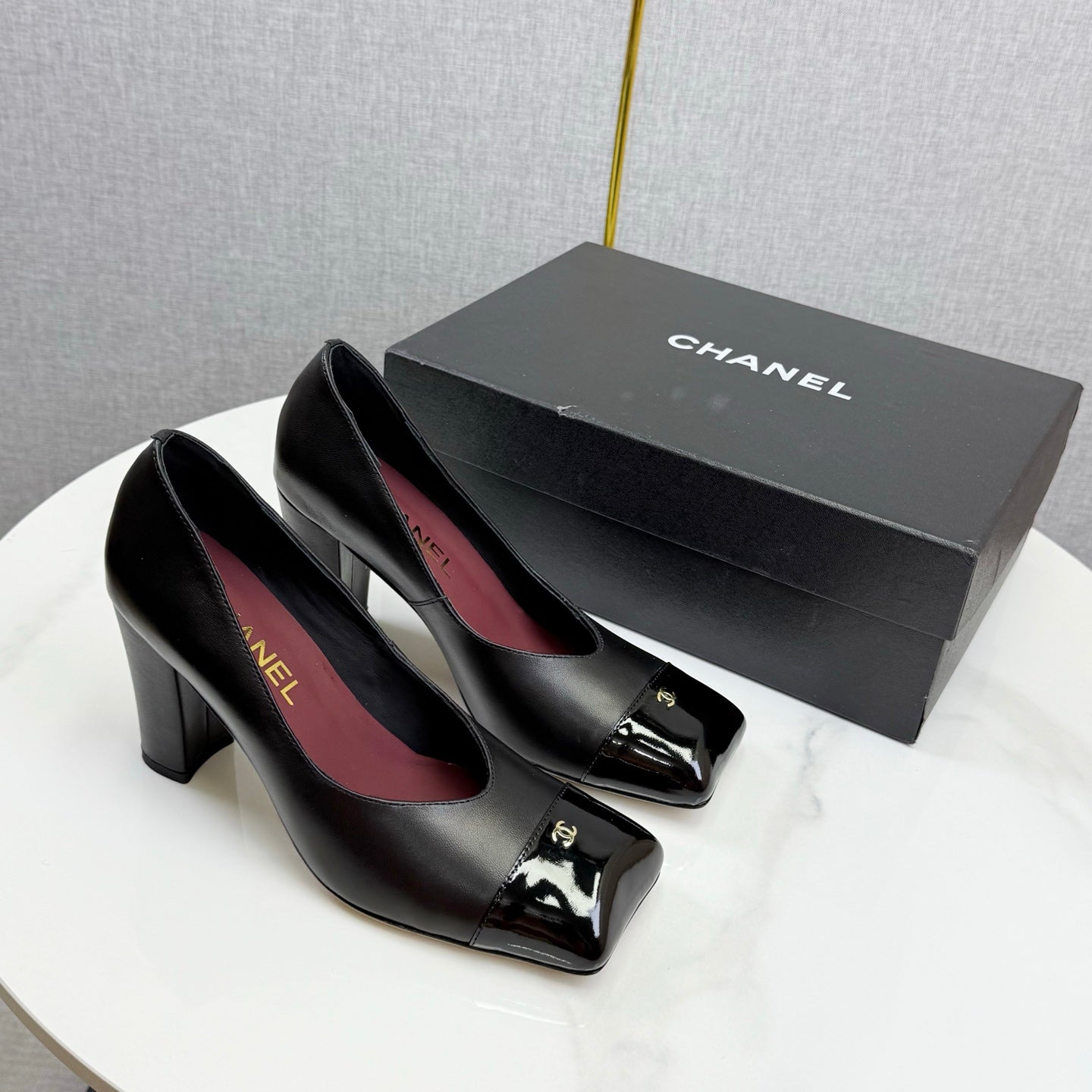 CC Square Toe Slingback Black Sheepskin Patent Leather 541131