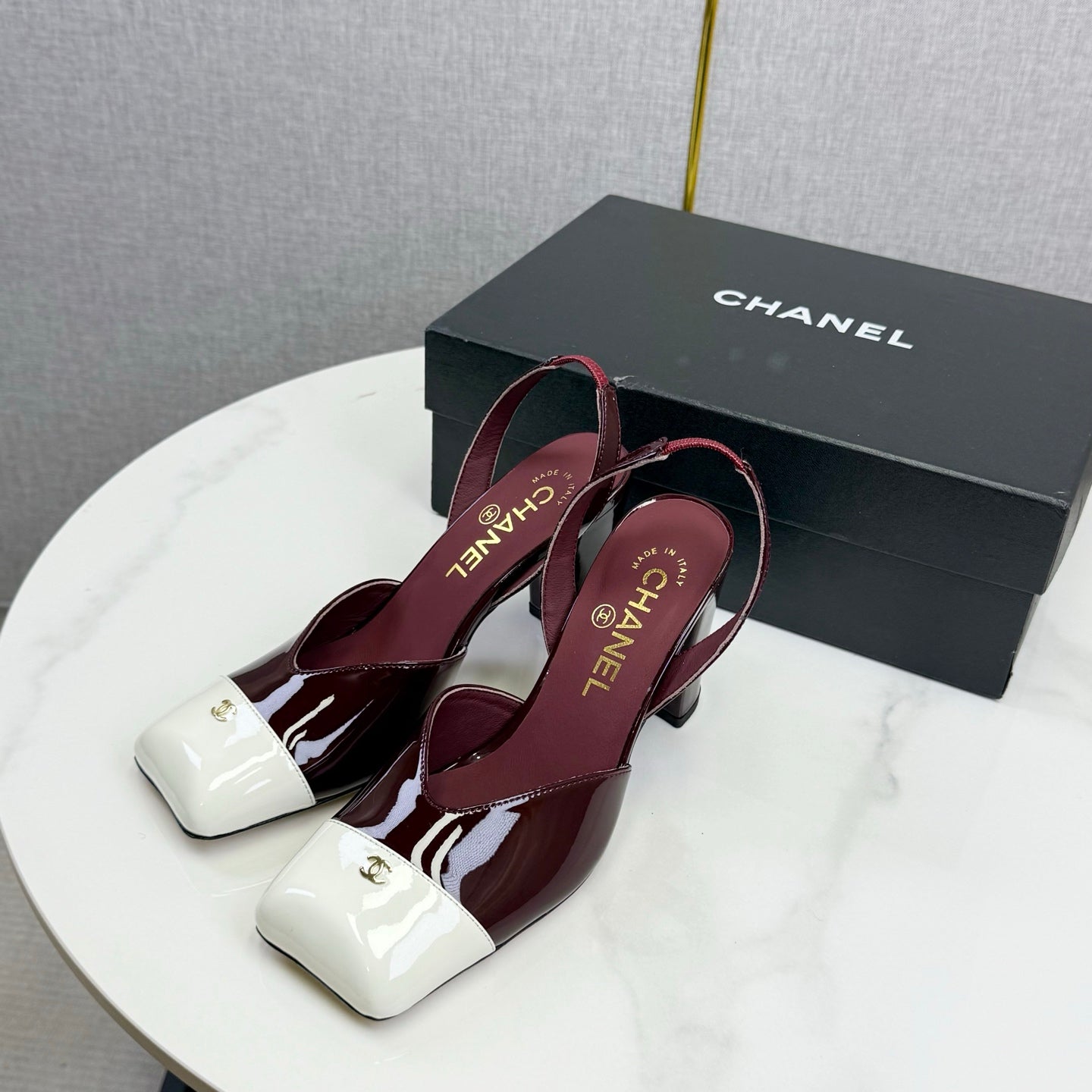 CC 25FW Square Toe Slingback White Dark Burgundy Patent Leather 541136