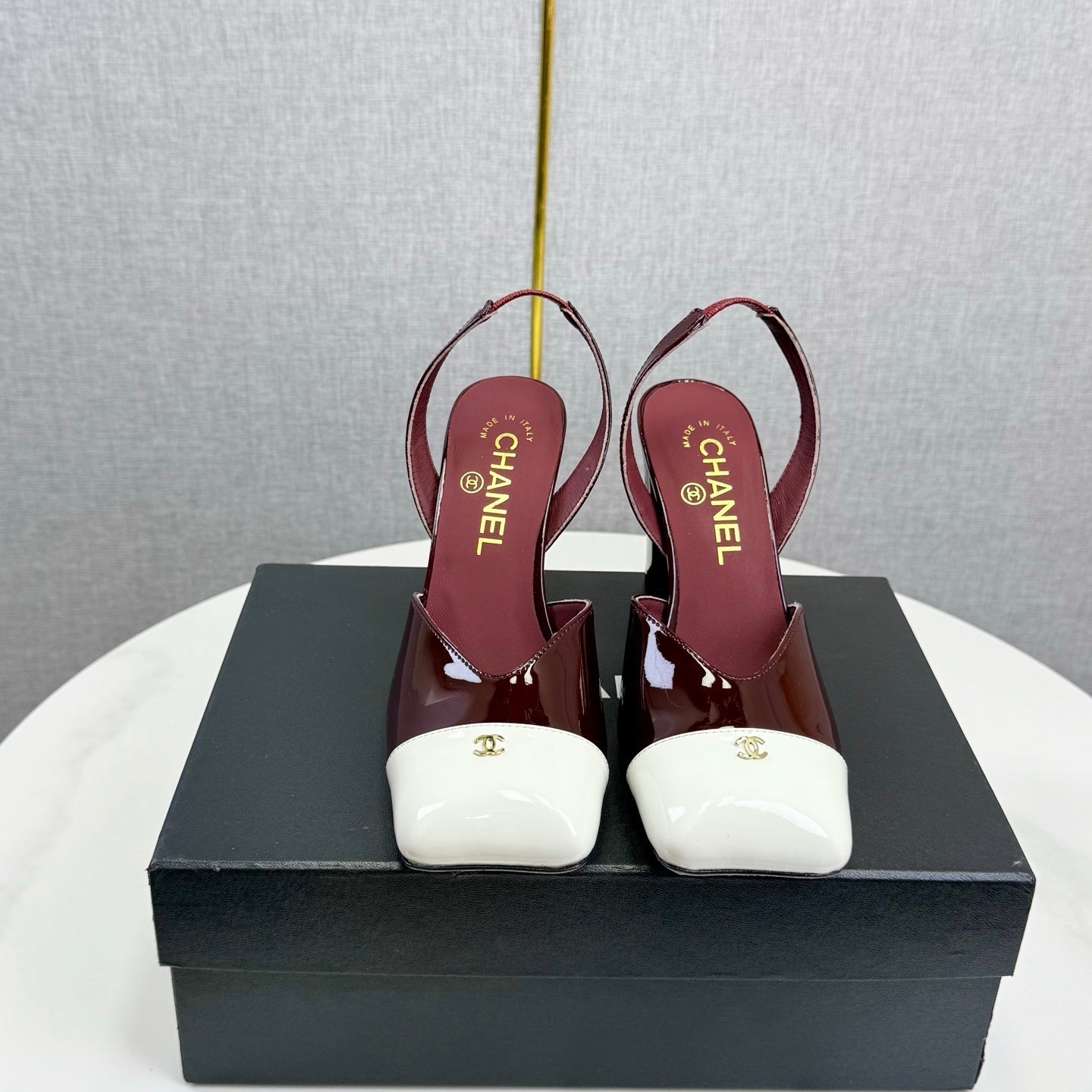 CC 25FW Square Toe Slingback White Dark Burgundy Patent Leather 541136