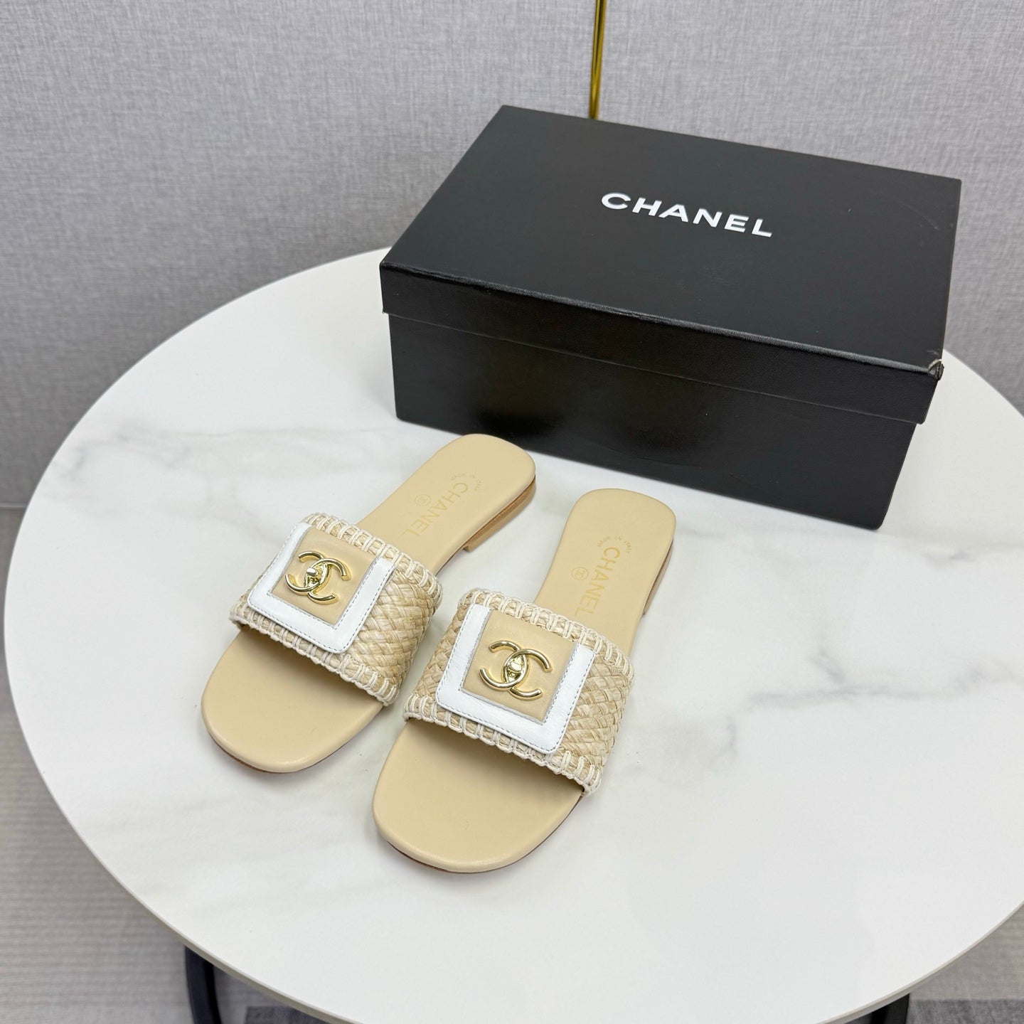 CC 26s Slipper Light Beige Sheepskin Tweed 620279