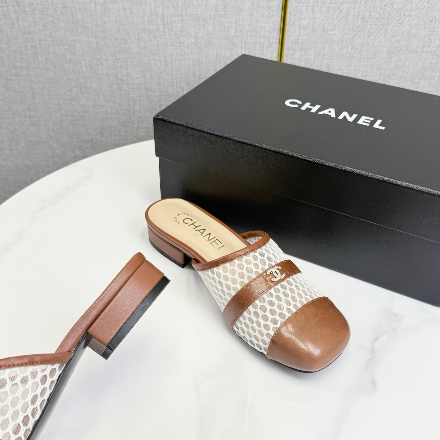 CC 26s Sandal Brown Beige Mesh Sheepskin 639829