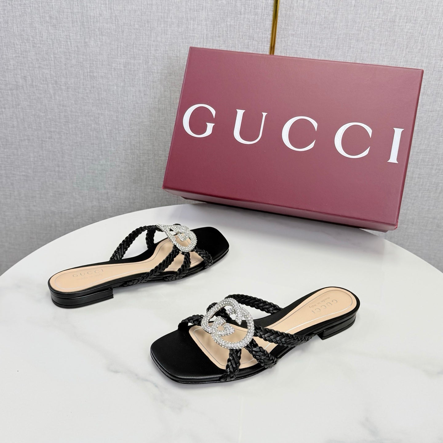 GG 26s Slippers With Crystal Interlocking G Black Leather 639929