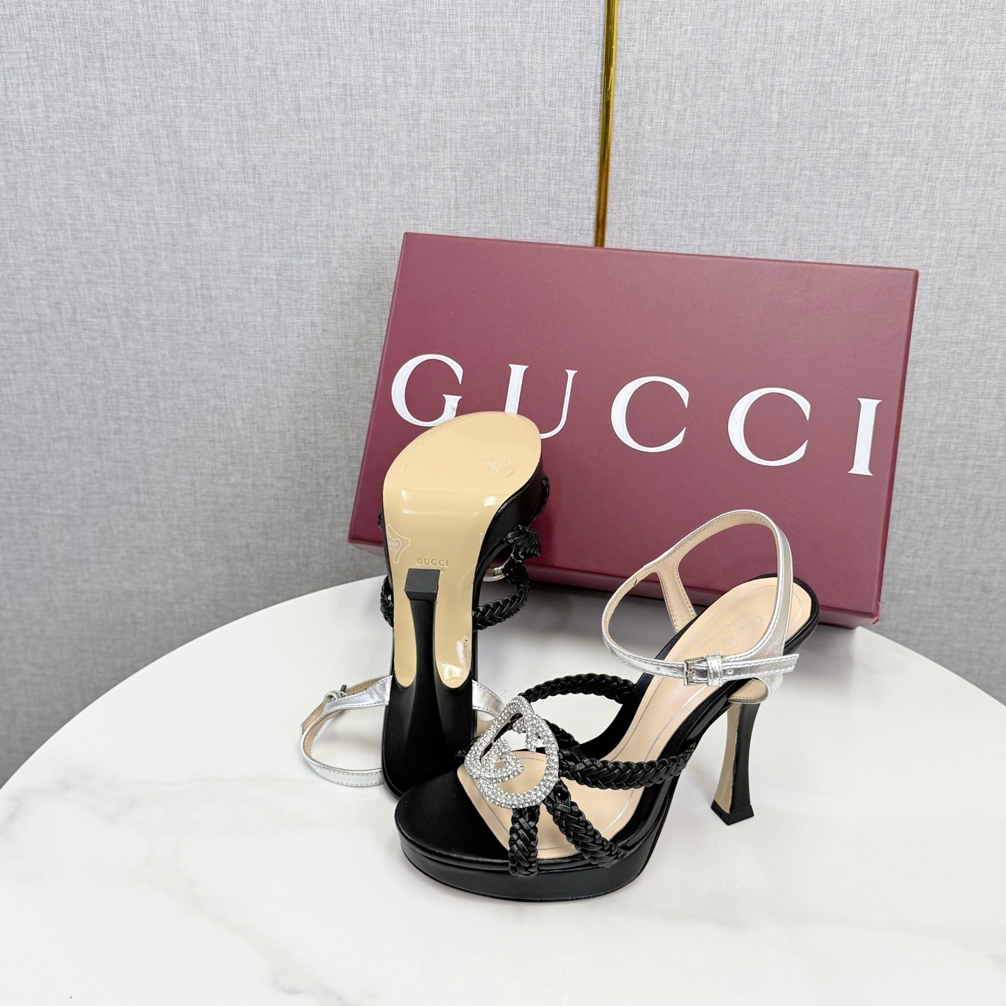 GG 26s Sandals 10.5cm With Crystal Interlocking G Black Leather 639953