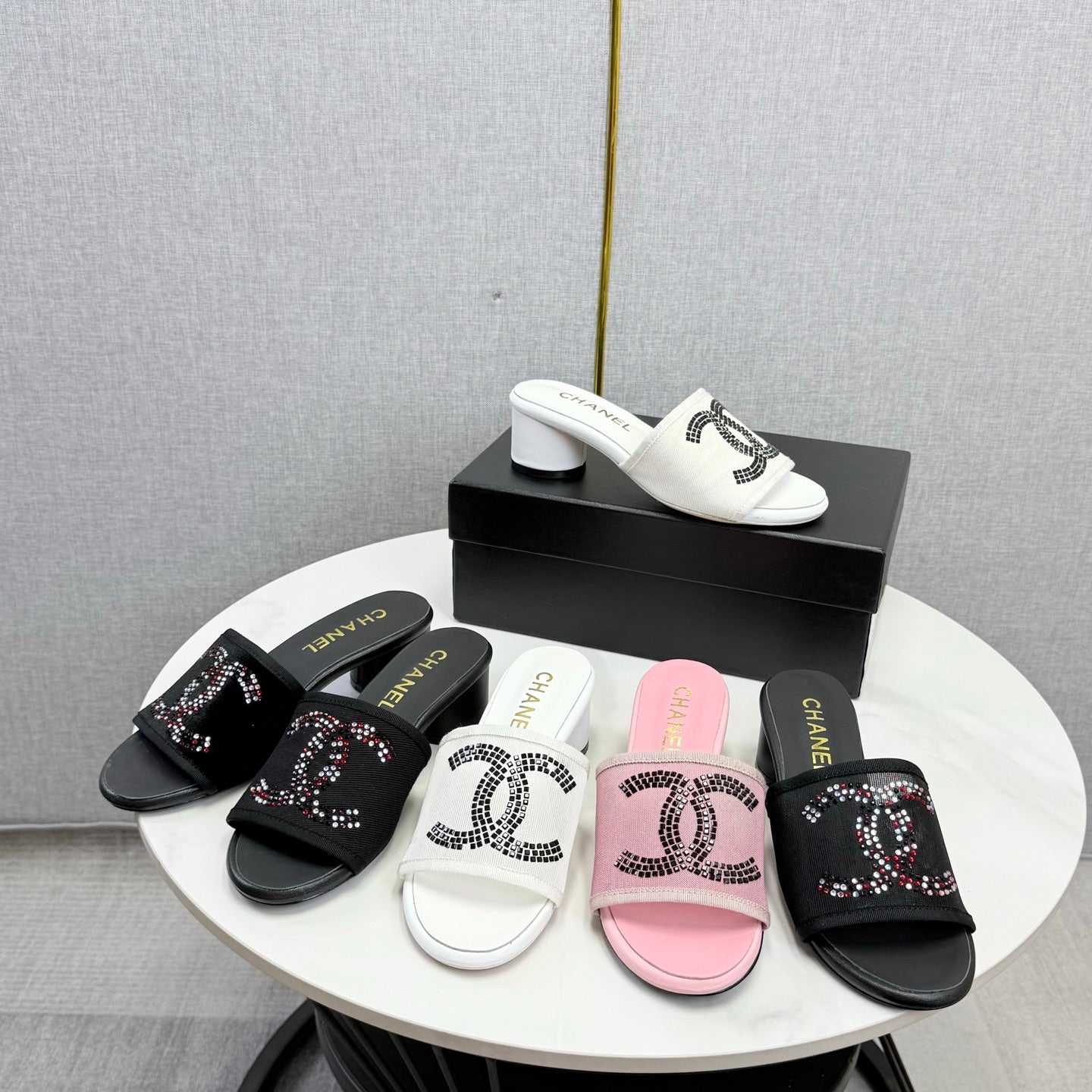 CC 26SS Sandals Pink Mesh Sheepskin 639890