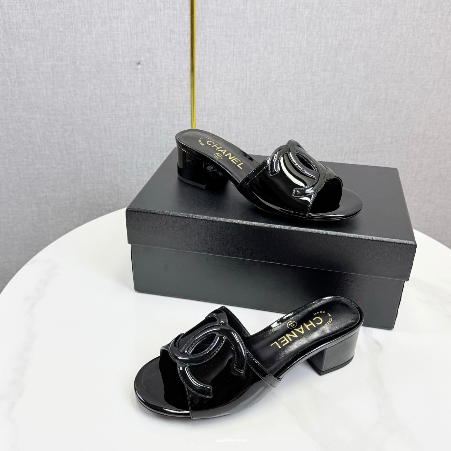 CC 26s Block Heel Sandals 4cm Black Patent Calfskin