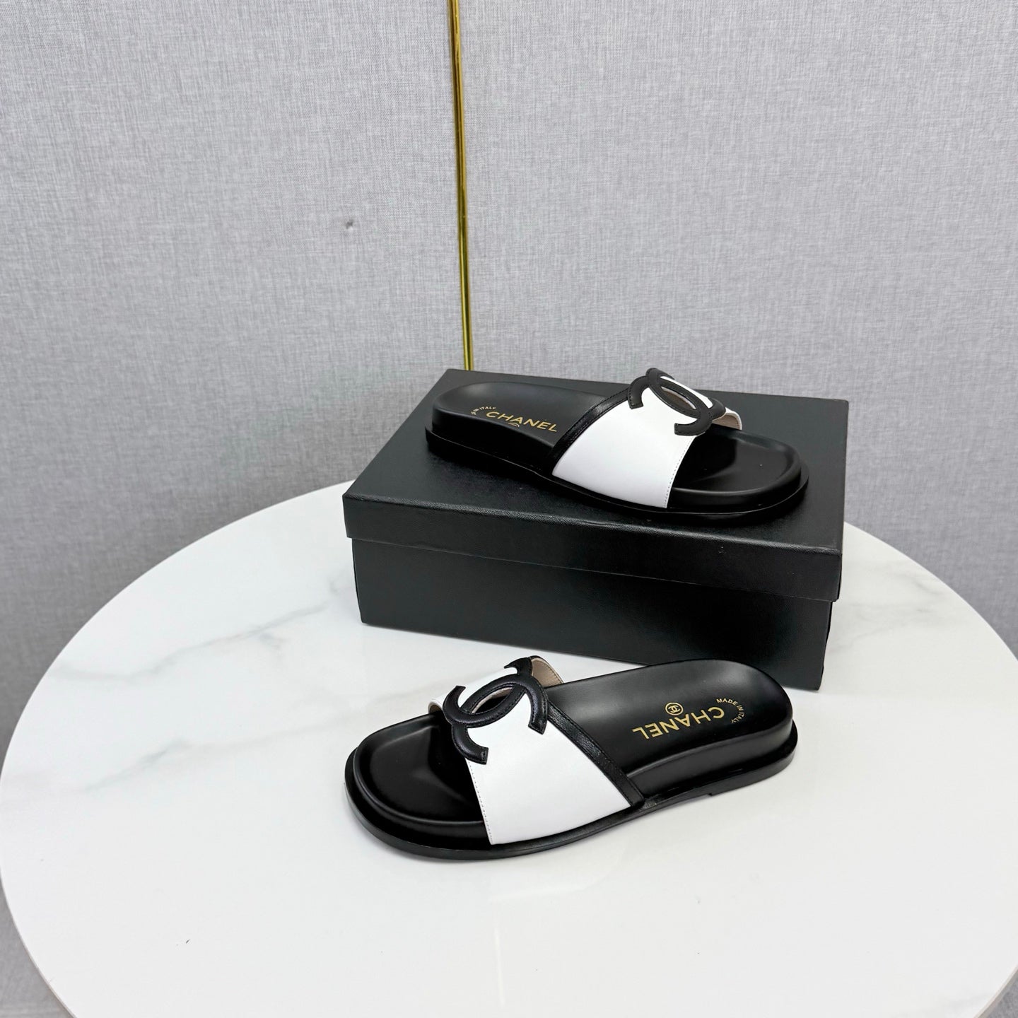 Chanel 26s Iconic CC Slides White Lambskin