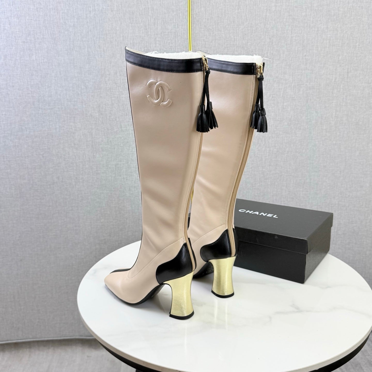 CC 26s Knee-High Boots Black Beige Sheepskin 904486