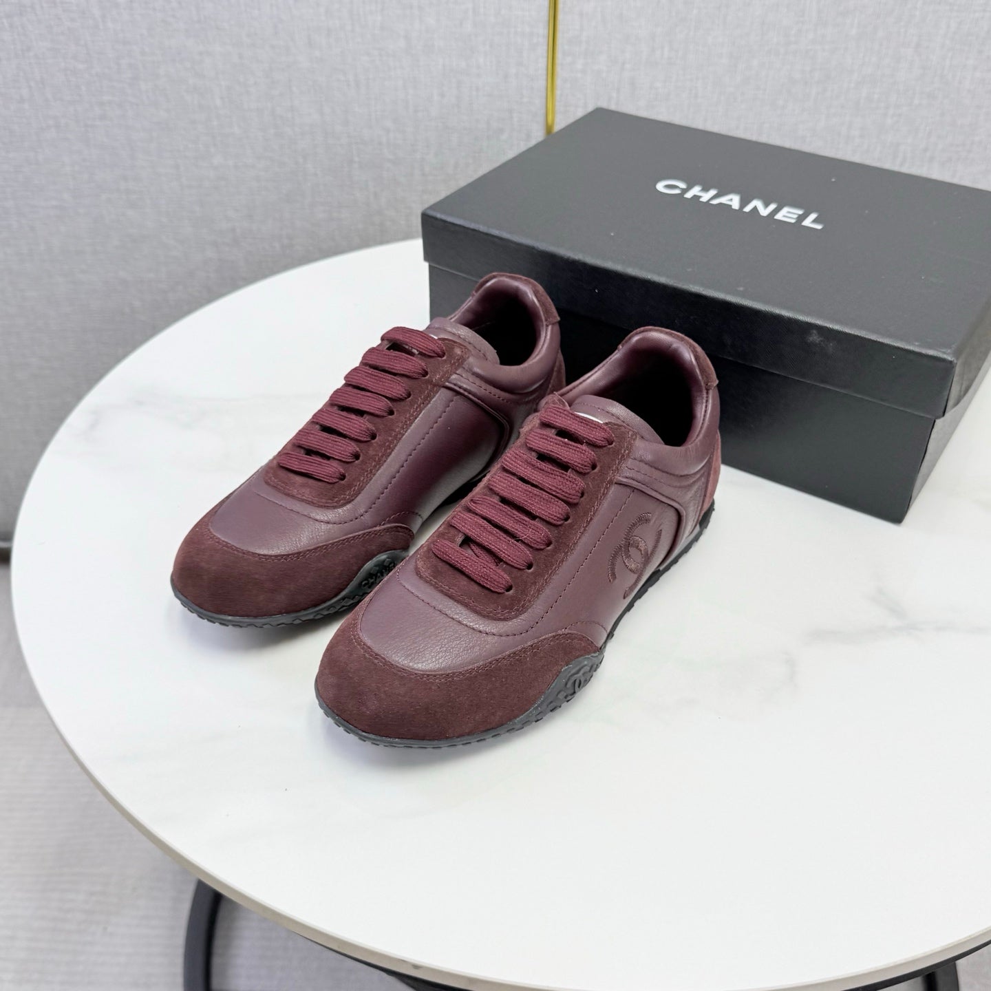 CC 26s Sneakers Burgundy Leather Suede 972902