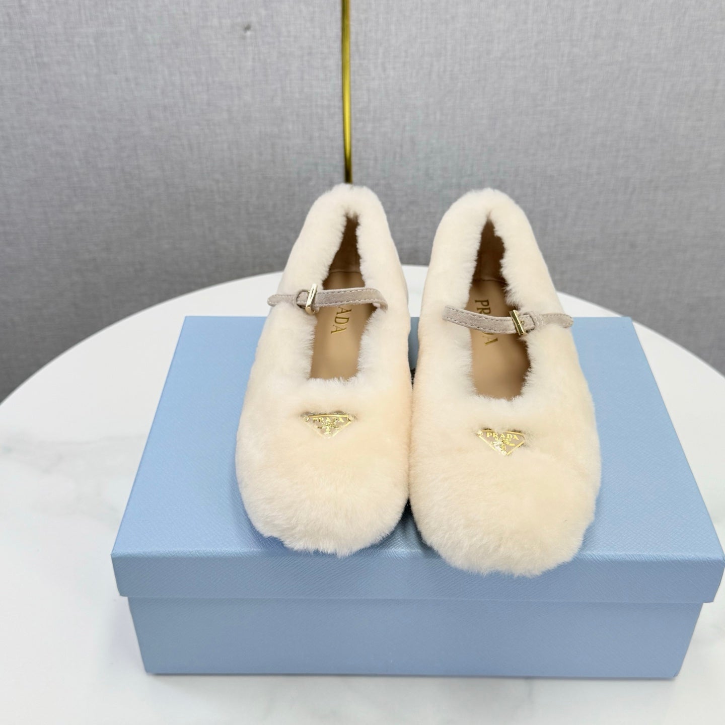 Prada 26s Ballerina Flats Strap With Buckle Cream Fur 973286