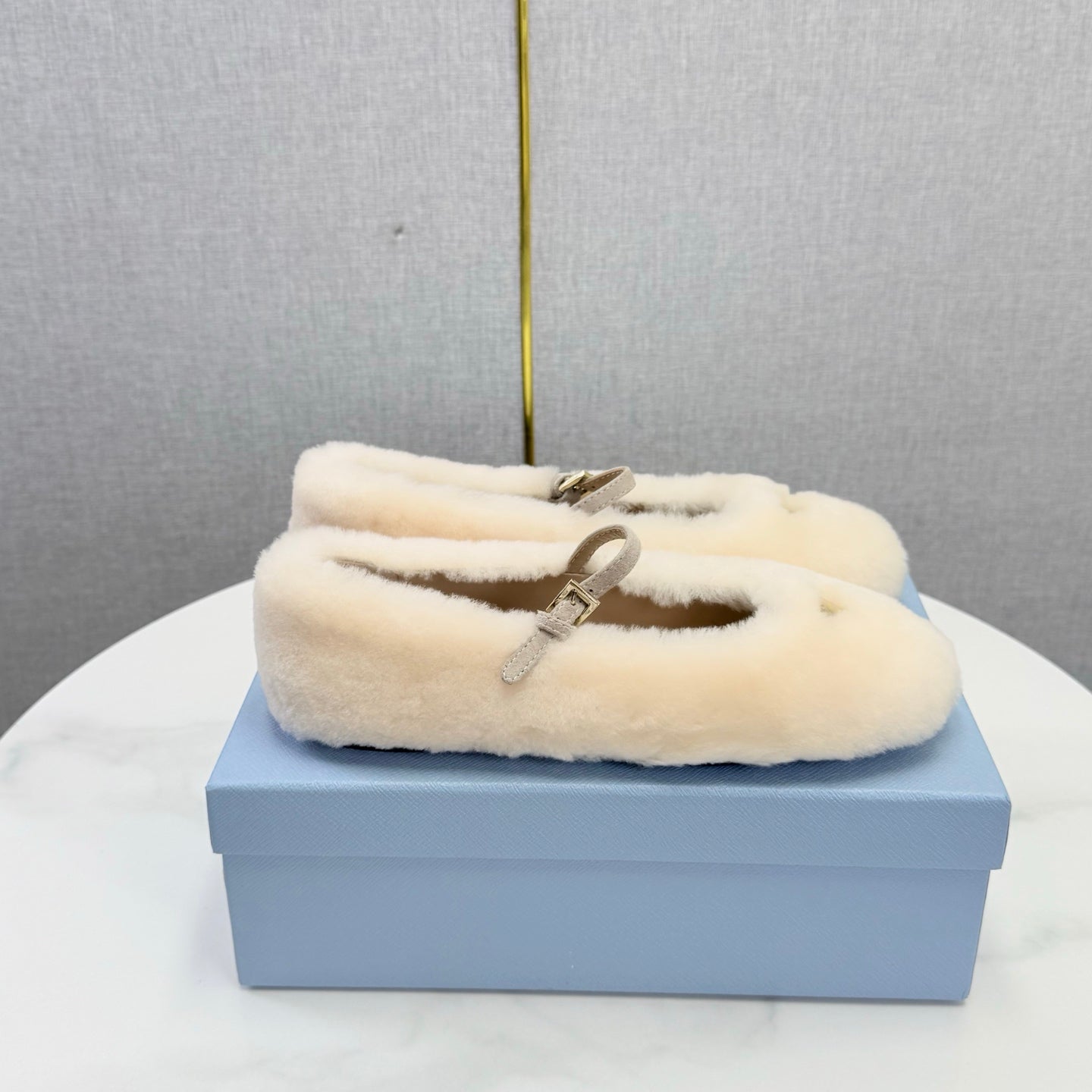 Prada 26s Ballerina Flats Strap With Buckle Cream Fur 973286