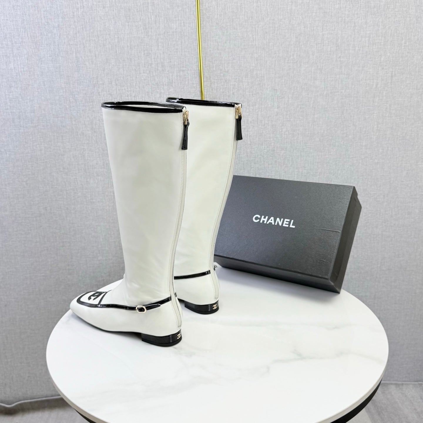 CC 26s Square Toe Low Heel Long Boots Black White Sheeepskin 972802