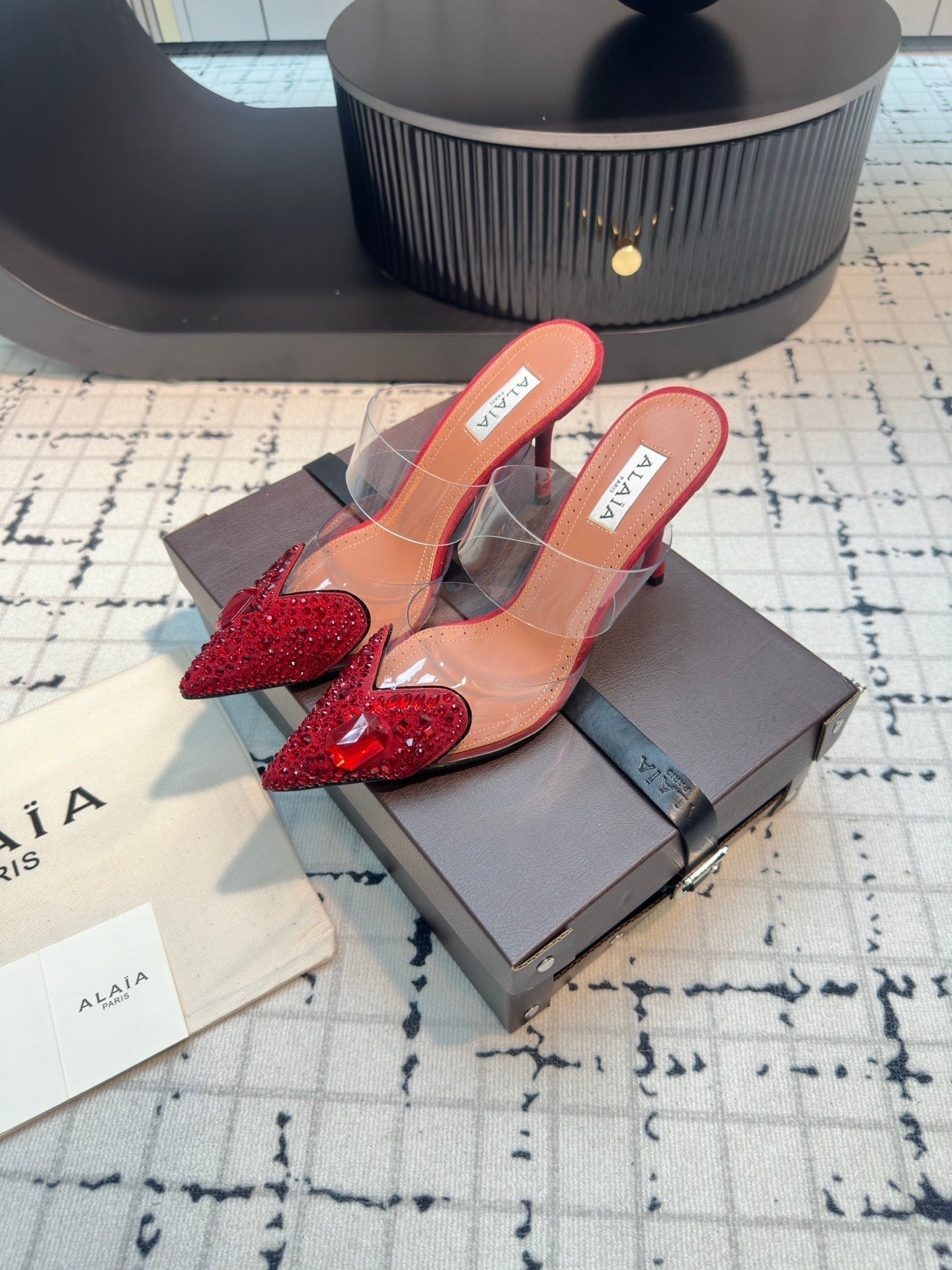 Alaia Heart With Crystals 90mm Heels Mules Red Sheepskin 800949
