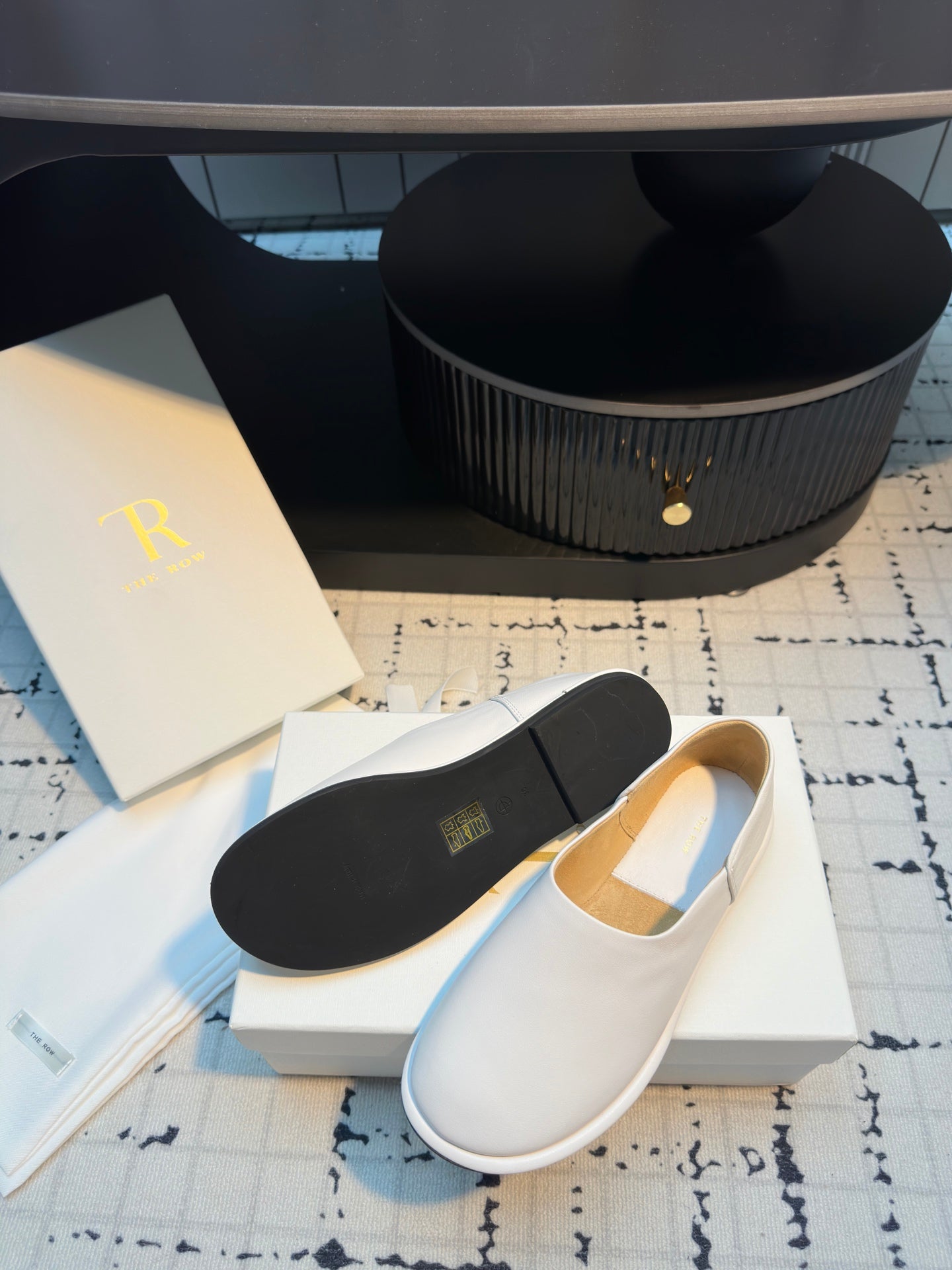 The Row Flat Loafer White Calfskin 334453