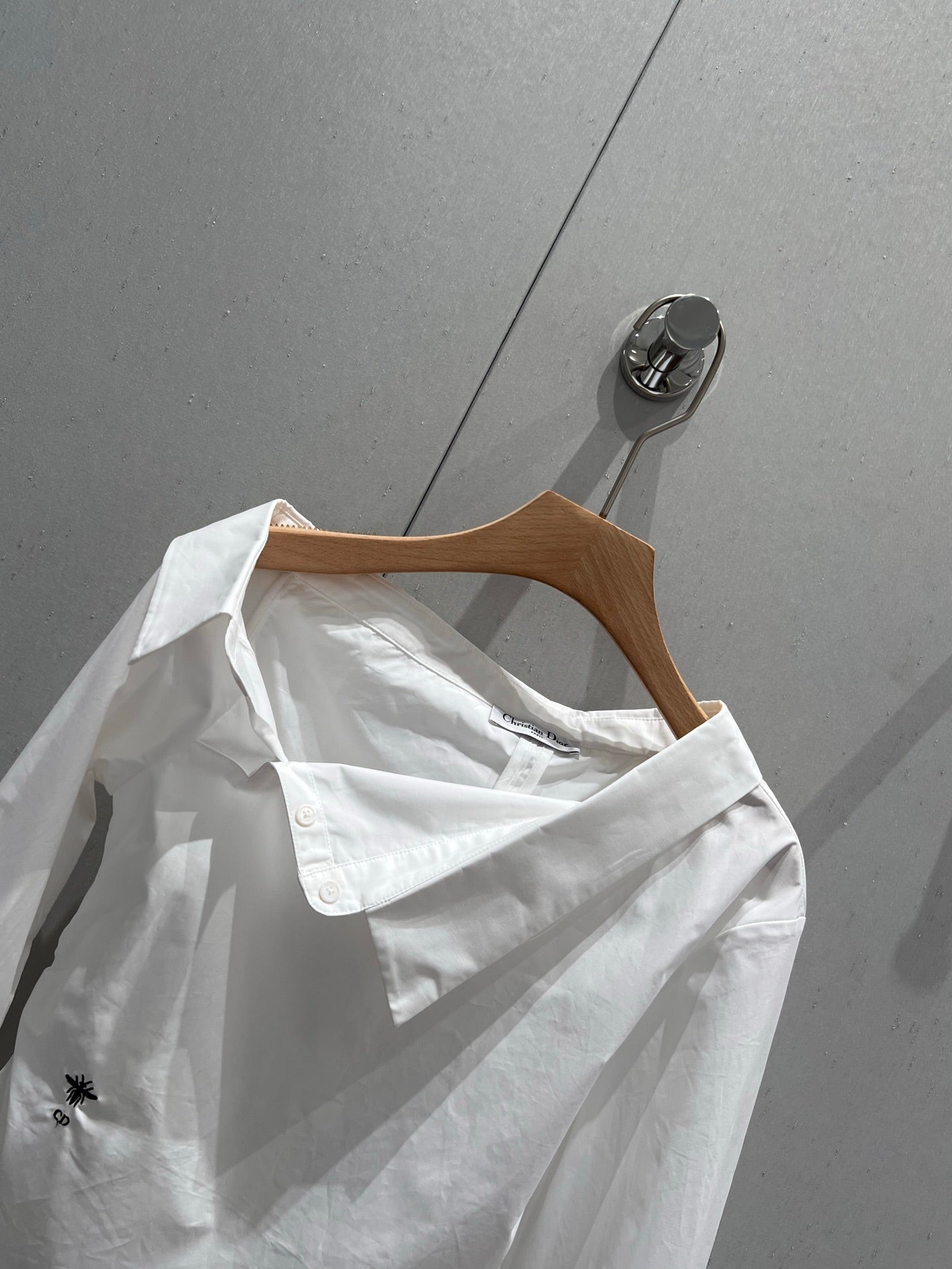 CD 25 Off-shoulder Pleated Belt Short Shirt White Cotton 217596