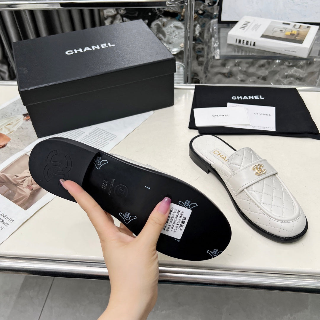 CC 25 Mule White Cowhide 338676