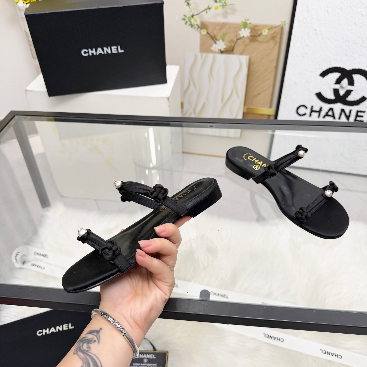CC 2026 Pearl Slide Black Satin Leather 692026