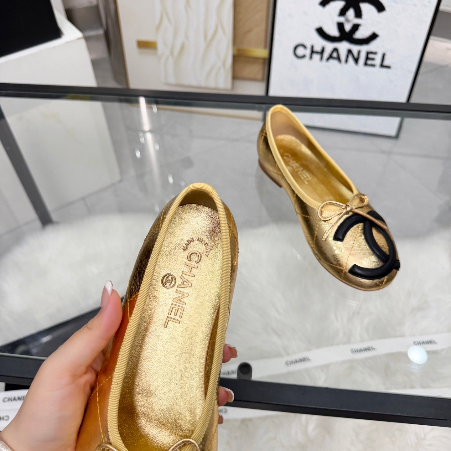 CC 26s Coco Beach Ballet Flats Gold Metalic Leather 872865