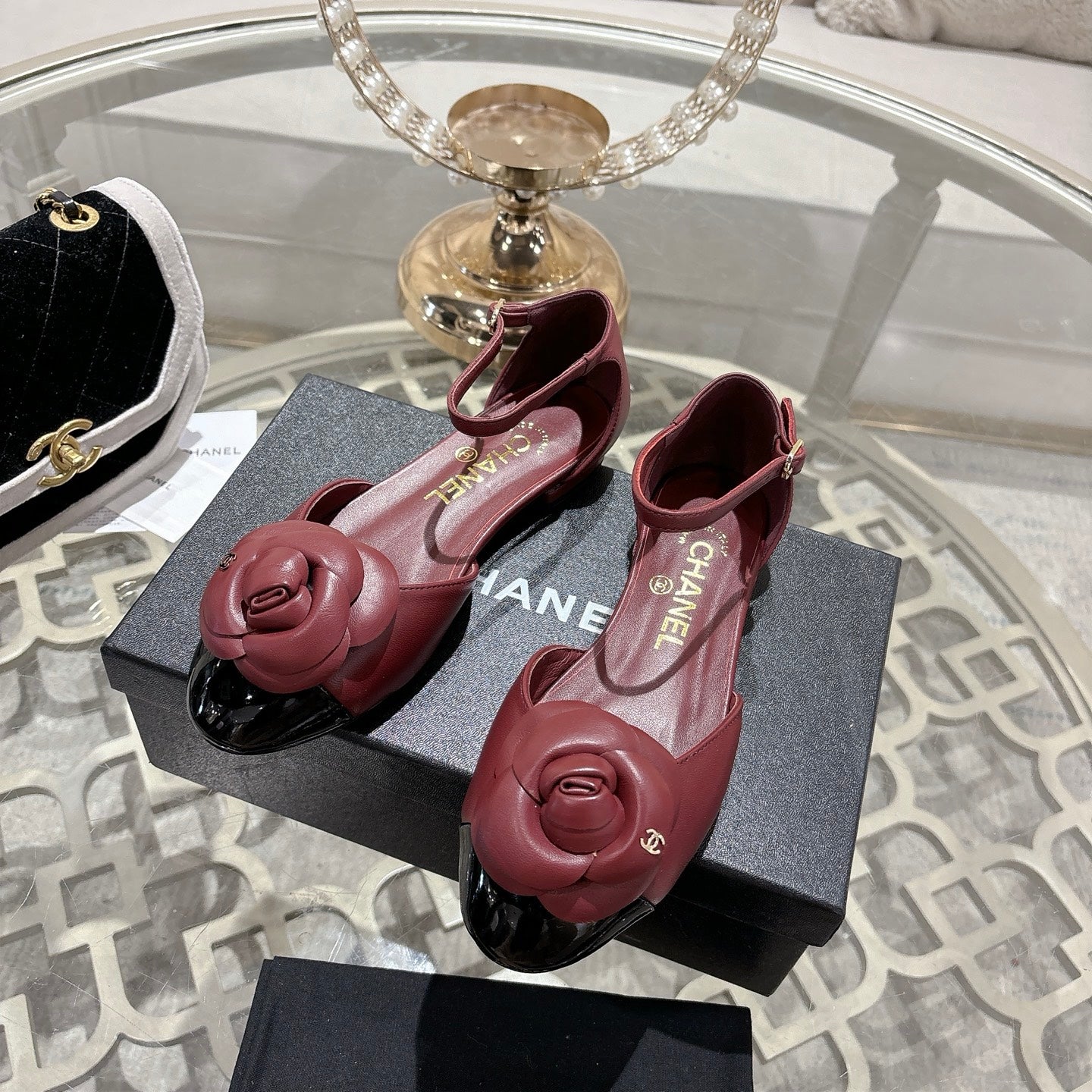 CC 26s Camellia Hollow Sandals Burgundy Sheepskin 736526