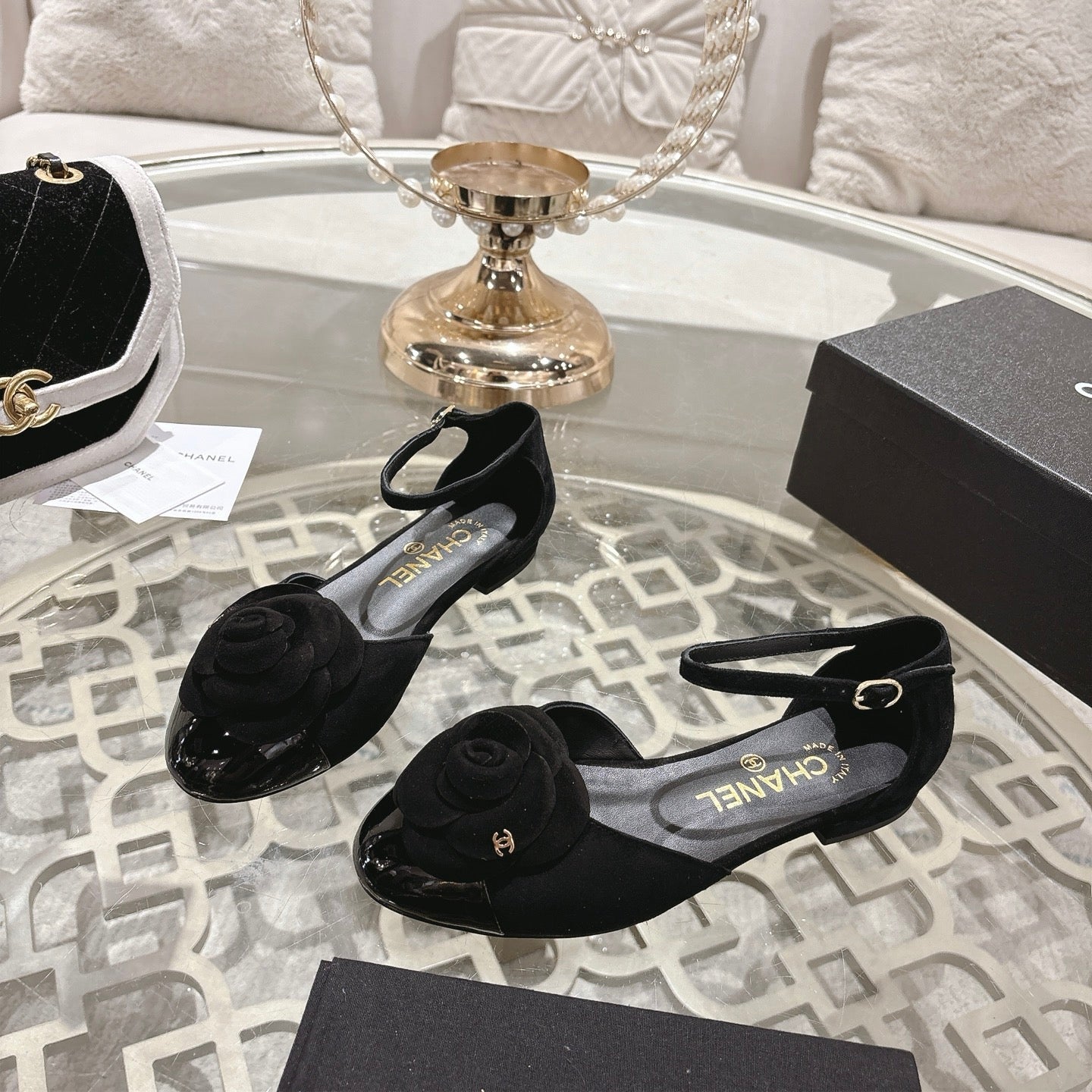CC 26s Camellia Hollow Sandals Black Suede 736528