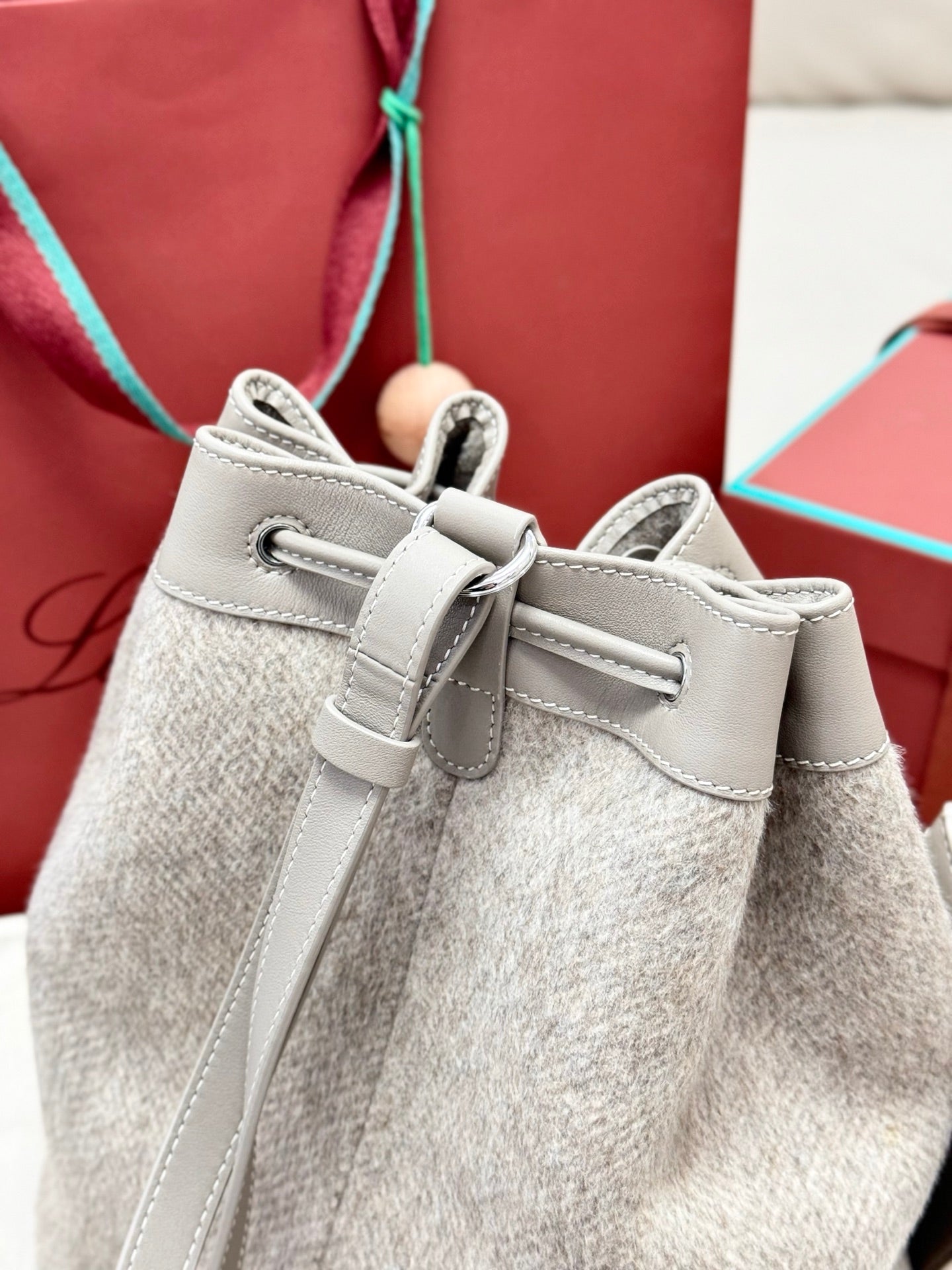 LP Extra Drawstring Backpack L27 Grey Wool Leather