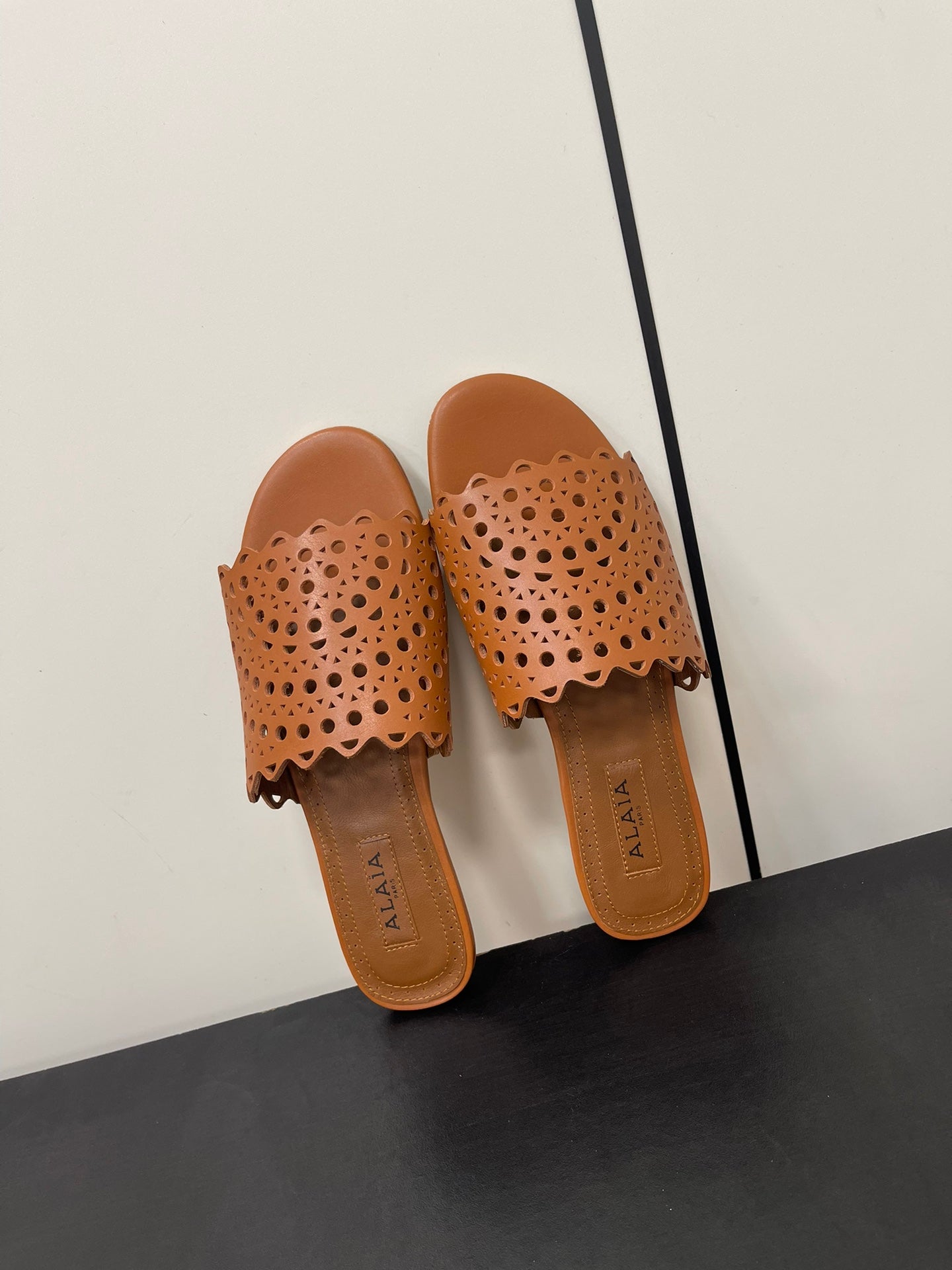 alaia mule brown vienne lambskin