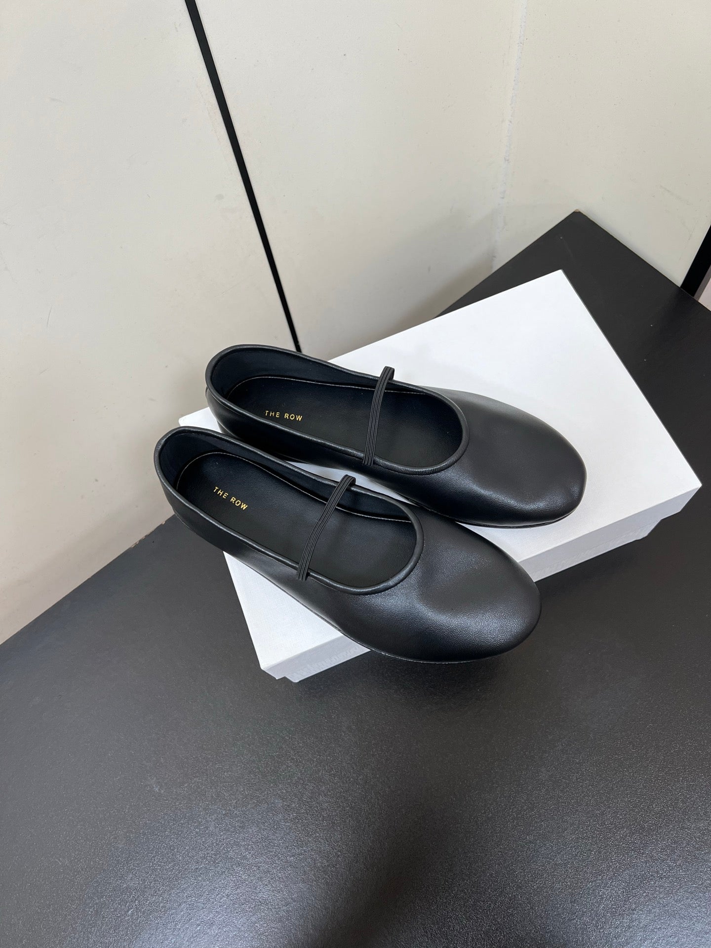 The Row Elastic Ballet Flats Black Calfskin 339994