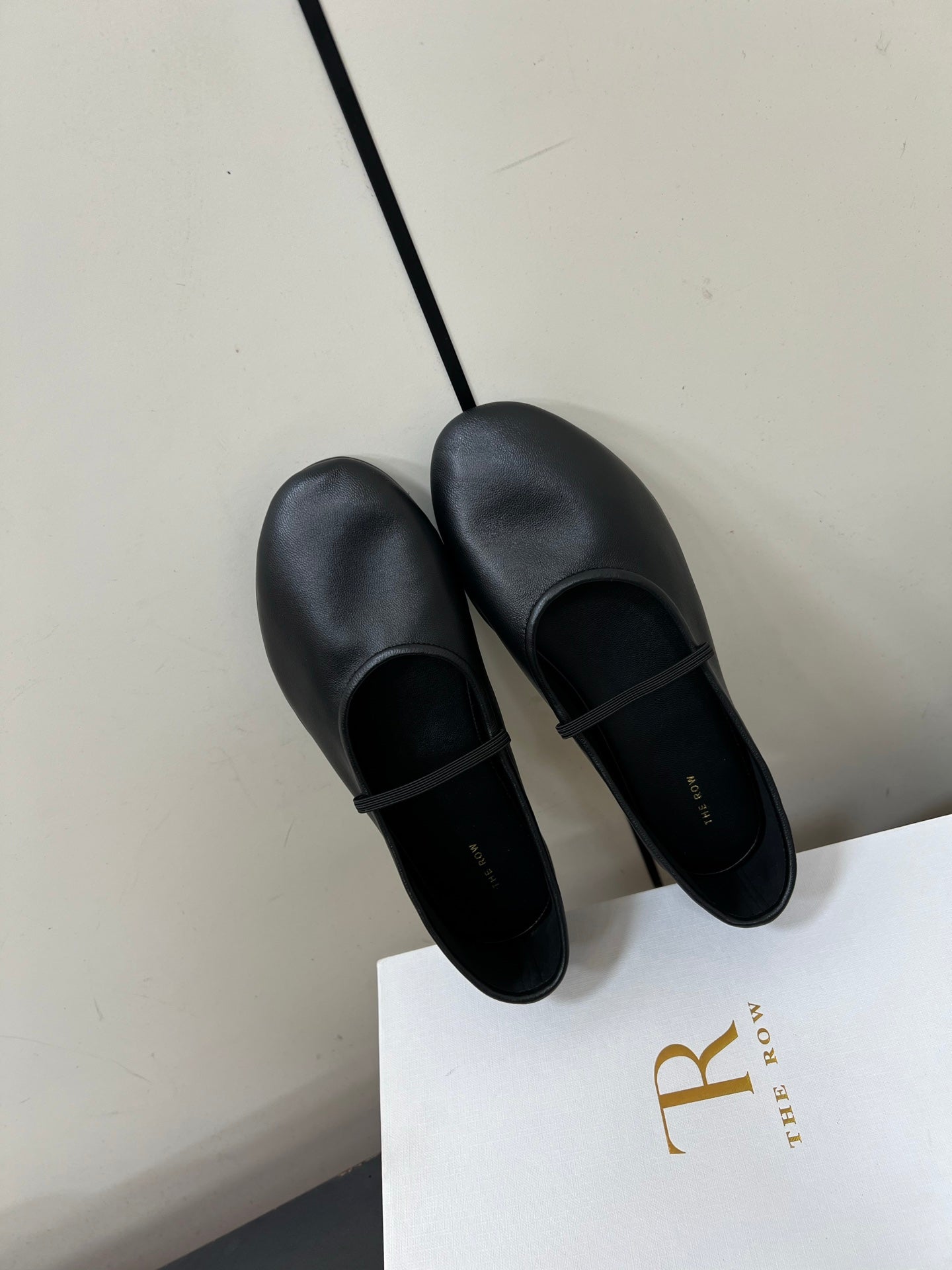The Row Elastic Ballet Flats Black Calfskin 339994