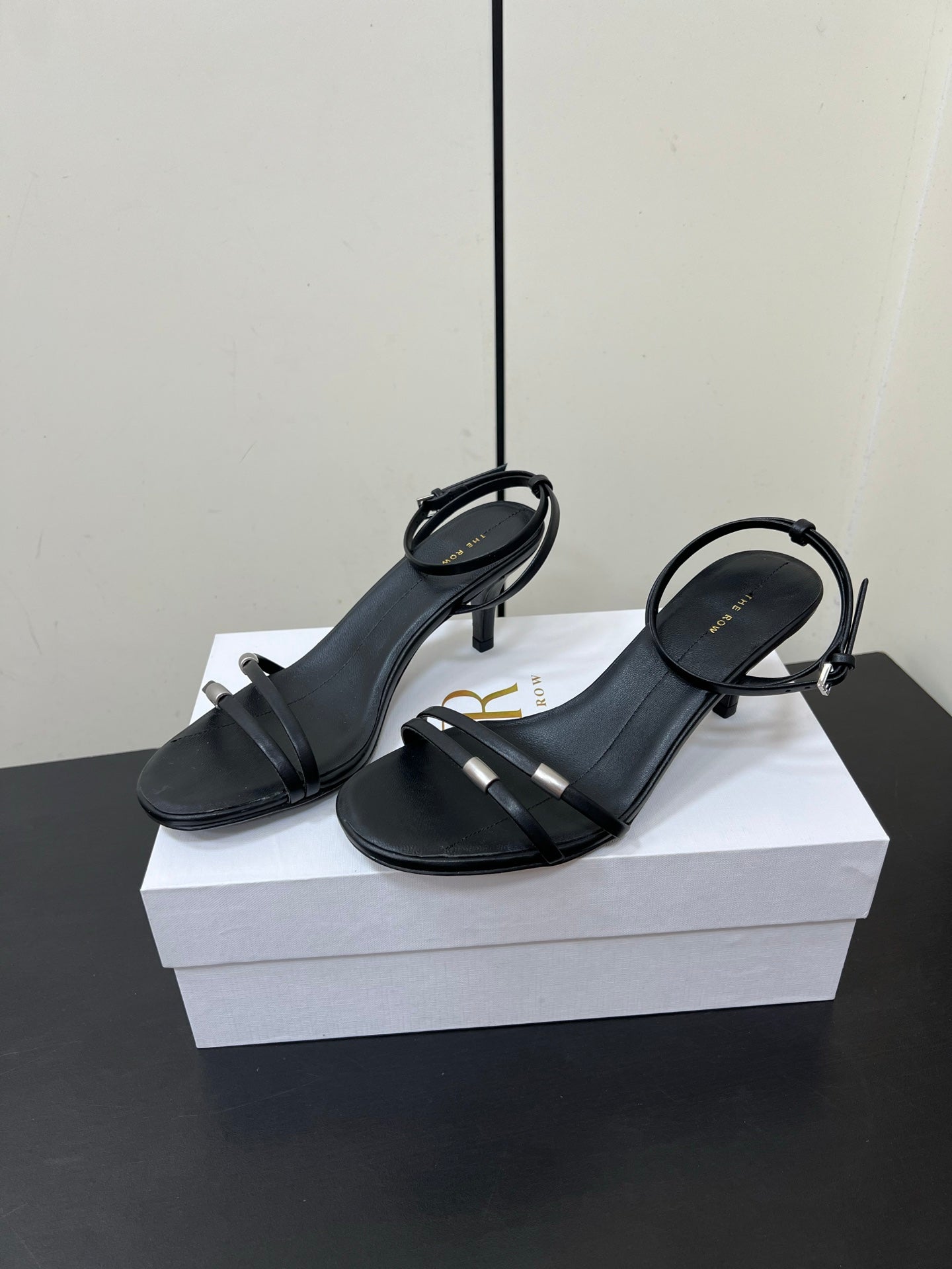 The Row 25 Open-toe One-strap Sandals 6.5cm Black Cowhide 340020