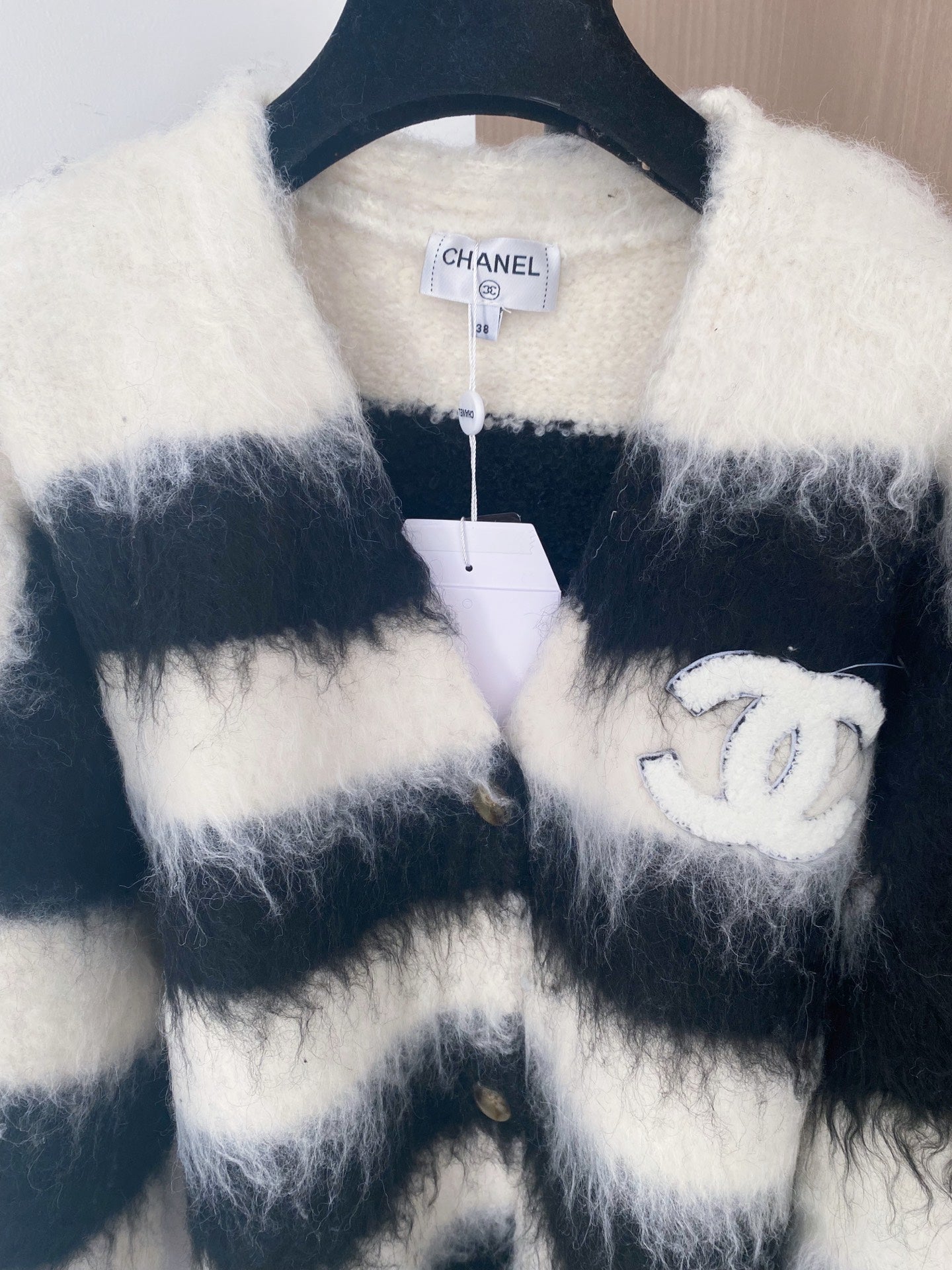 Chanel 2025 Cardigan Black mix White Wool
