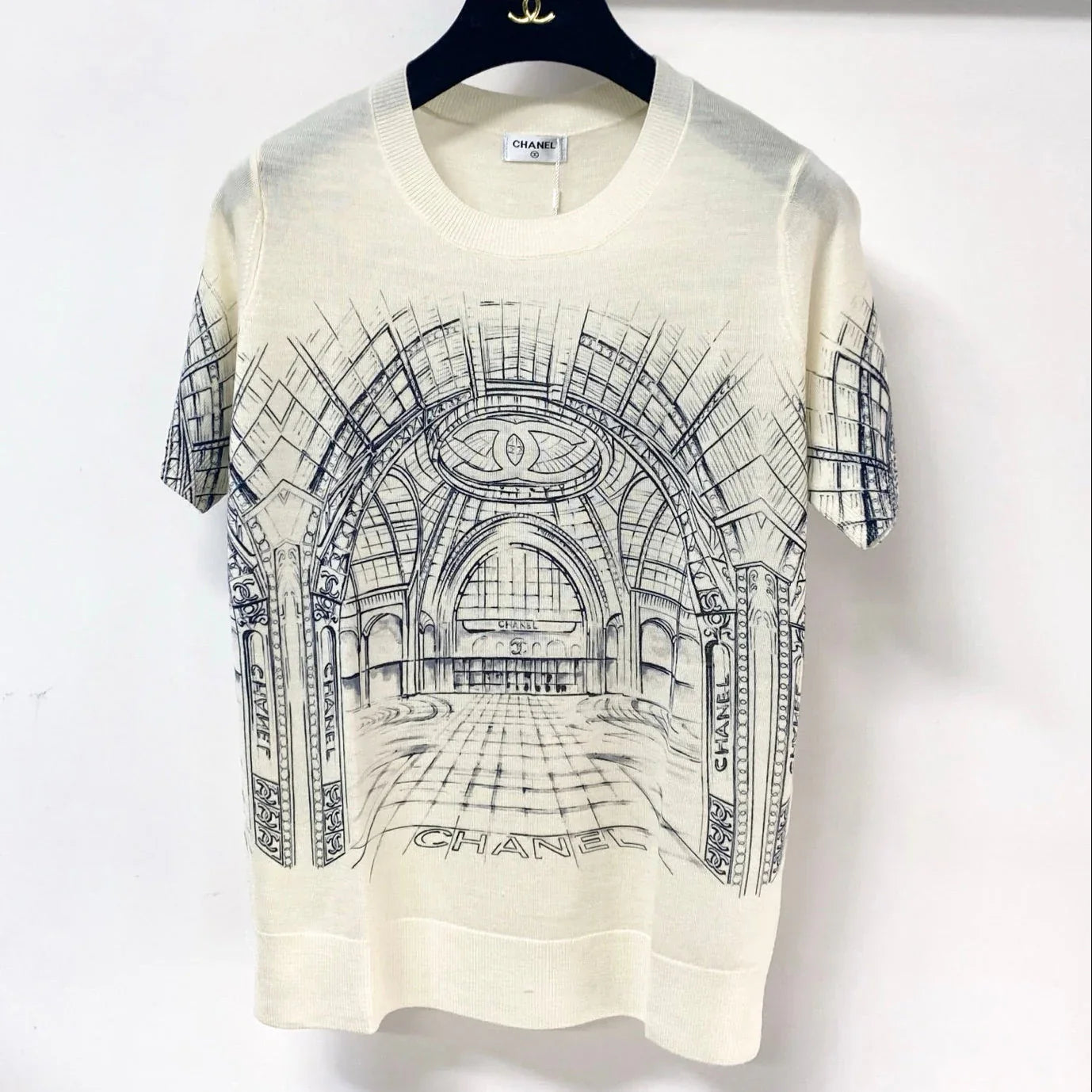 Chanel 2026 Cream Graphic Knit Top Wool 345271