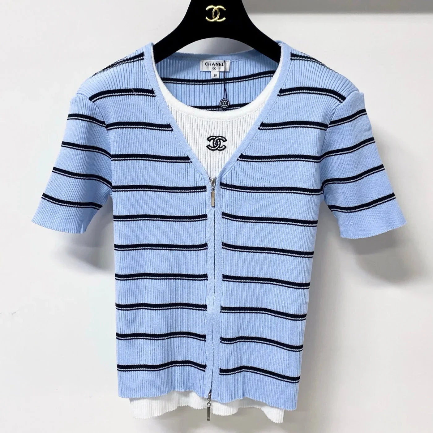 Chanel 2026 Blue Knit Short-Sleeve Cardigan Tencel 353621