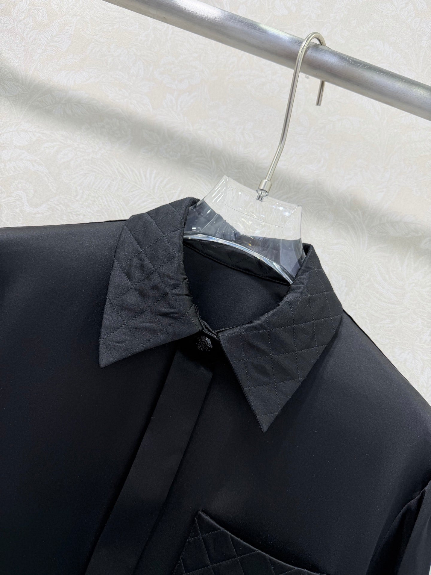 CC Collar Diamond Pattern Shirt Black Silk 353060