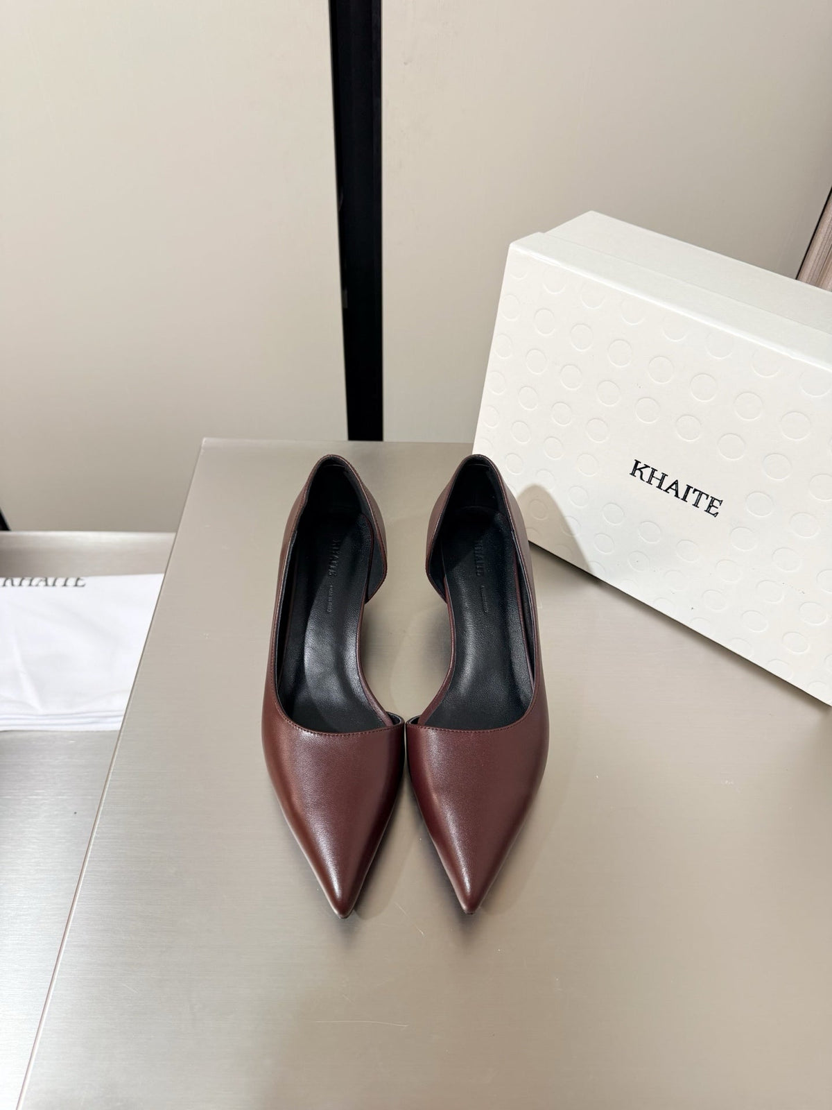 Khaite 26s Jett Pumps 4.5cm Burgundy Leather 784528v