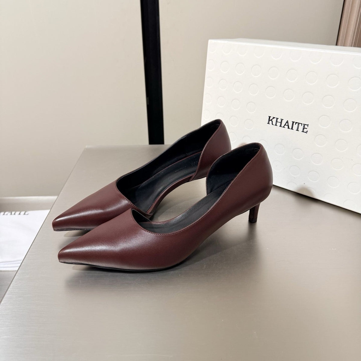 Khaite 26s Jett Pumps 4.5cm Burgundy Leather 784528v