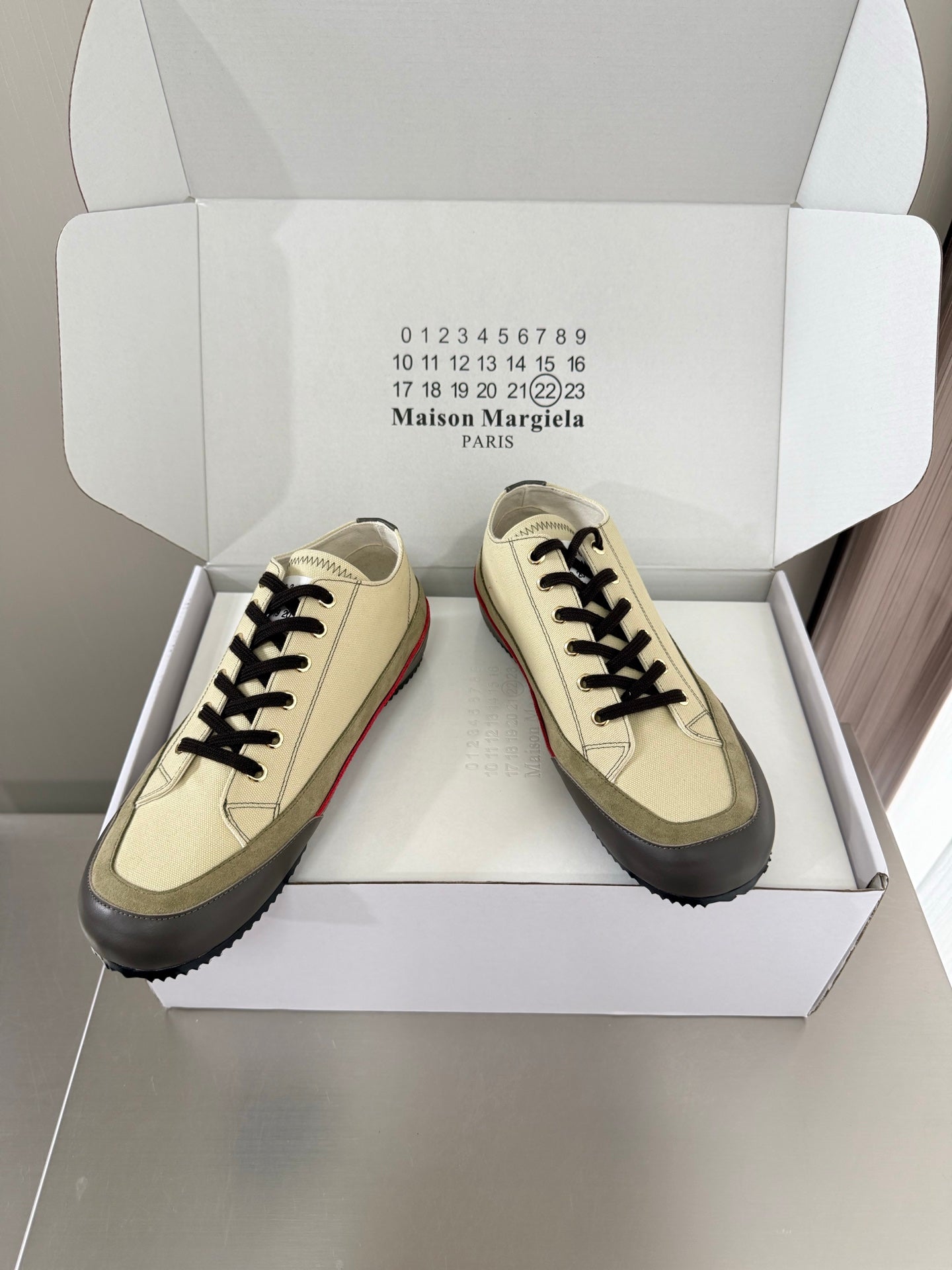 Maison Margiela Traveler Sneaker Khaki Olive Canvas Sheeepskin 872469