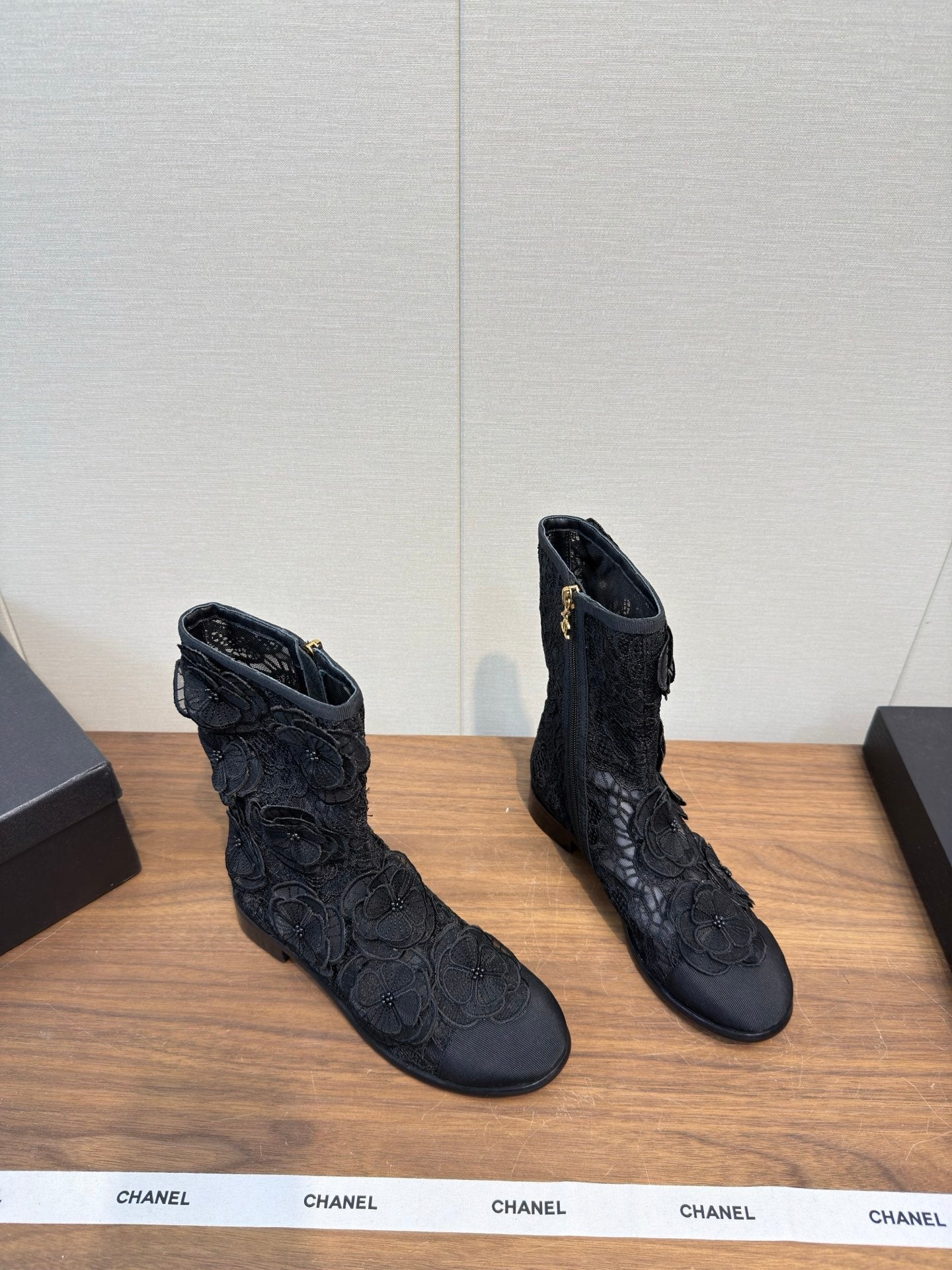 CC 25b Camellia Flower Short Boots 40mm Black Mesh & Frabic 429749